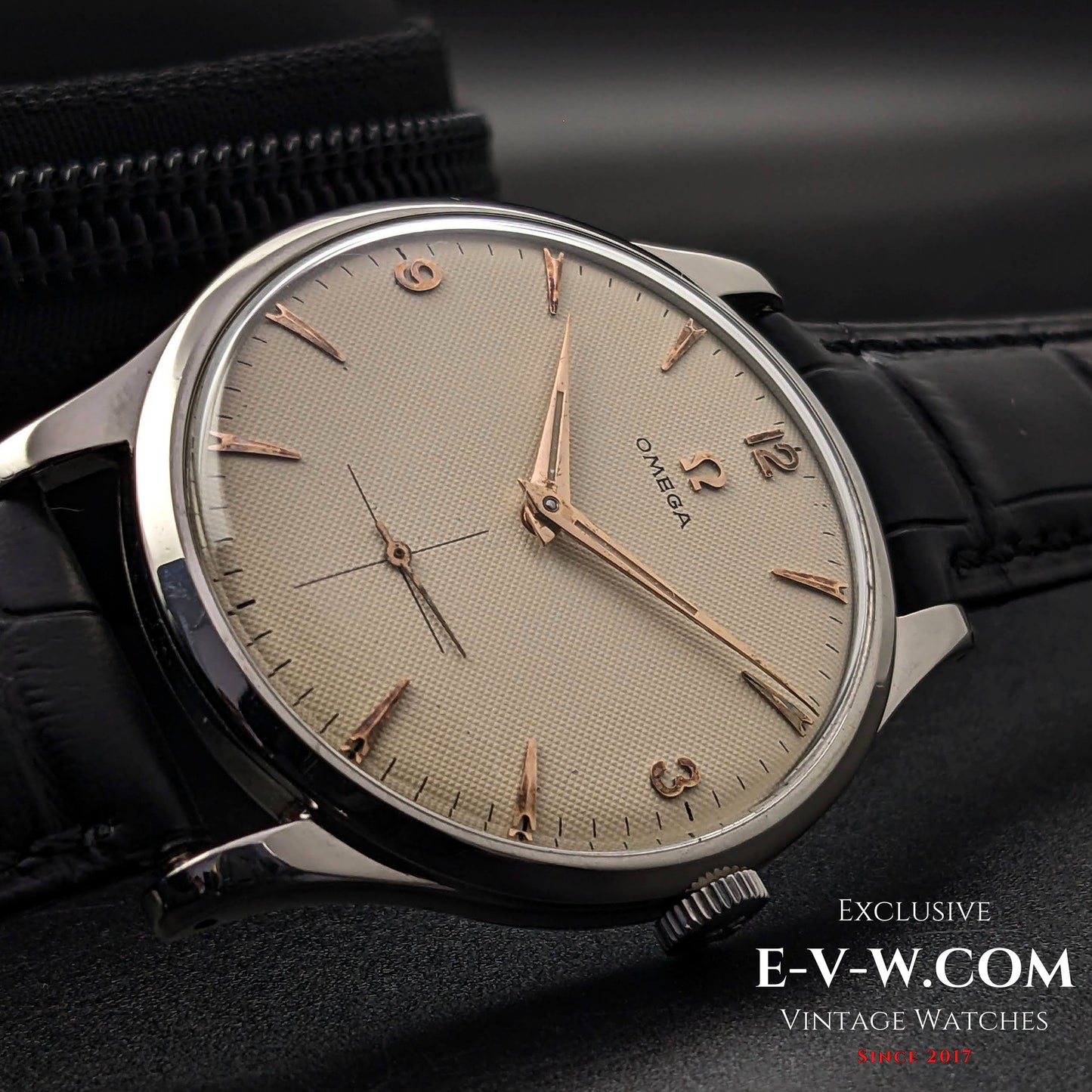 72 Years Old Vintage Omega Guilloche-Honeucomb  Dial / Jumbo Ref. 2609 / Cal. 266 / Vintage 1952