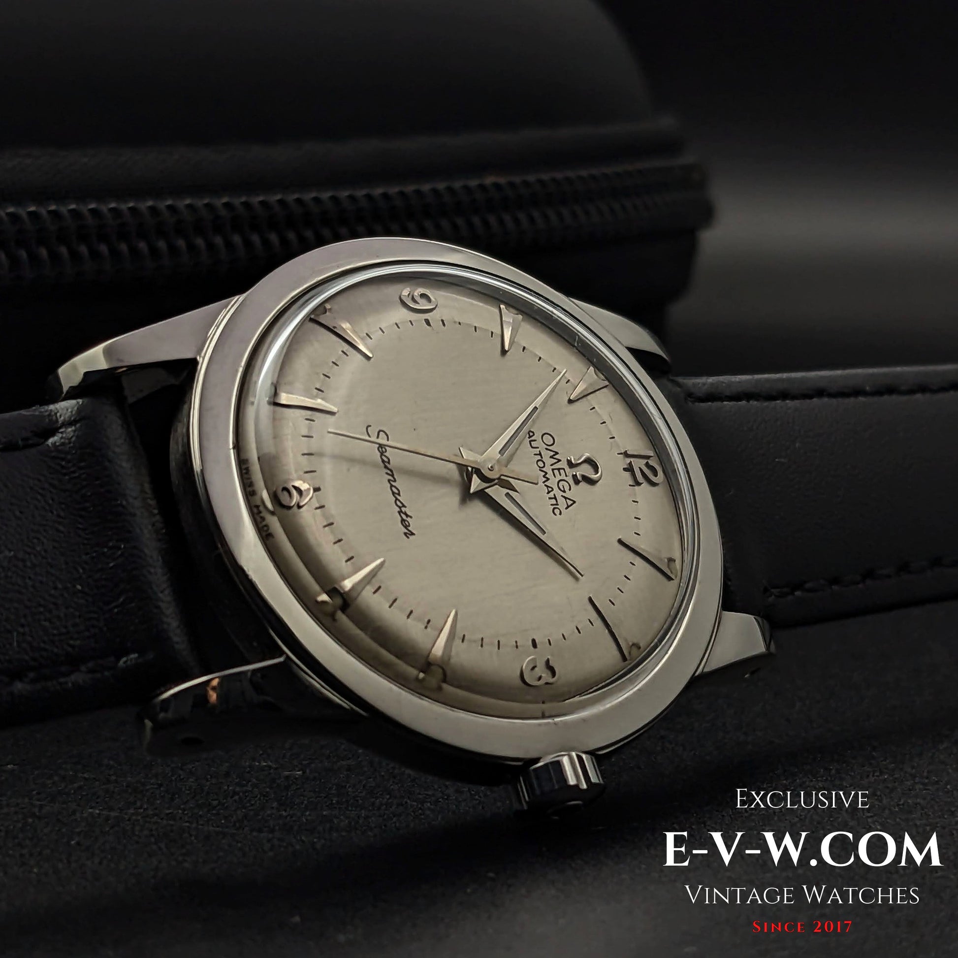 74 Years Old Vintage Omega Semaster Automatic Bumper Ref. 2577-6 / Cal. 351 / Vintage 1950