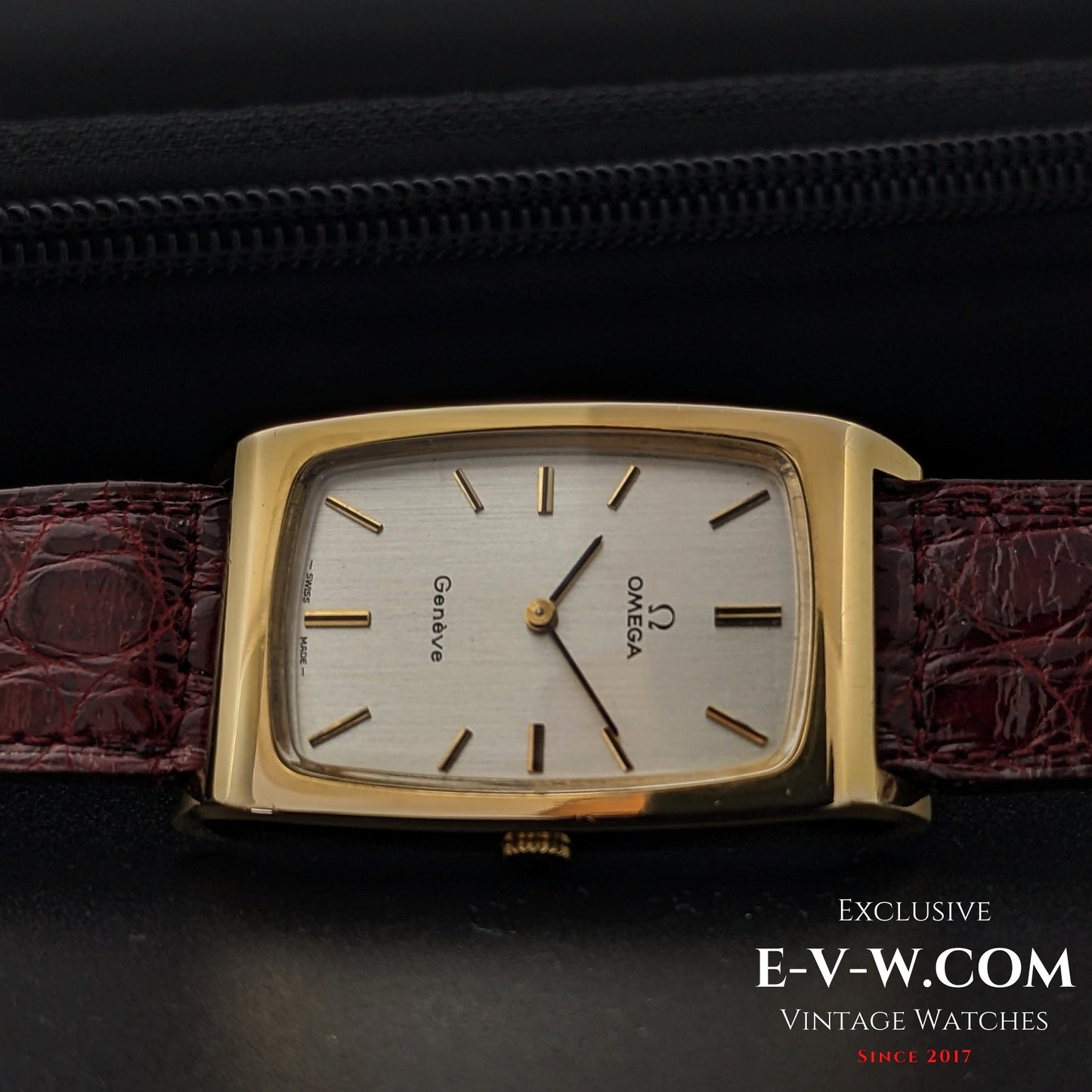 53 Years Old Vintage Omega Geneve Tank Gold plated / Jumbo Ref. 111010 / Cal. 620 / Vintage 1971