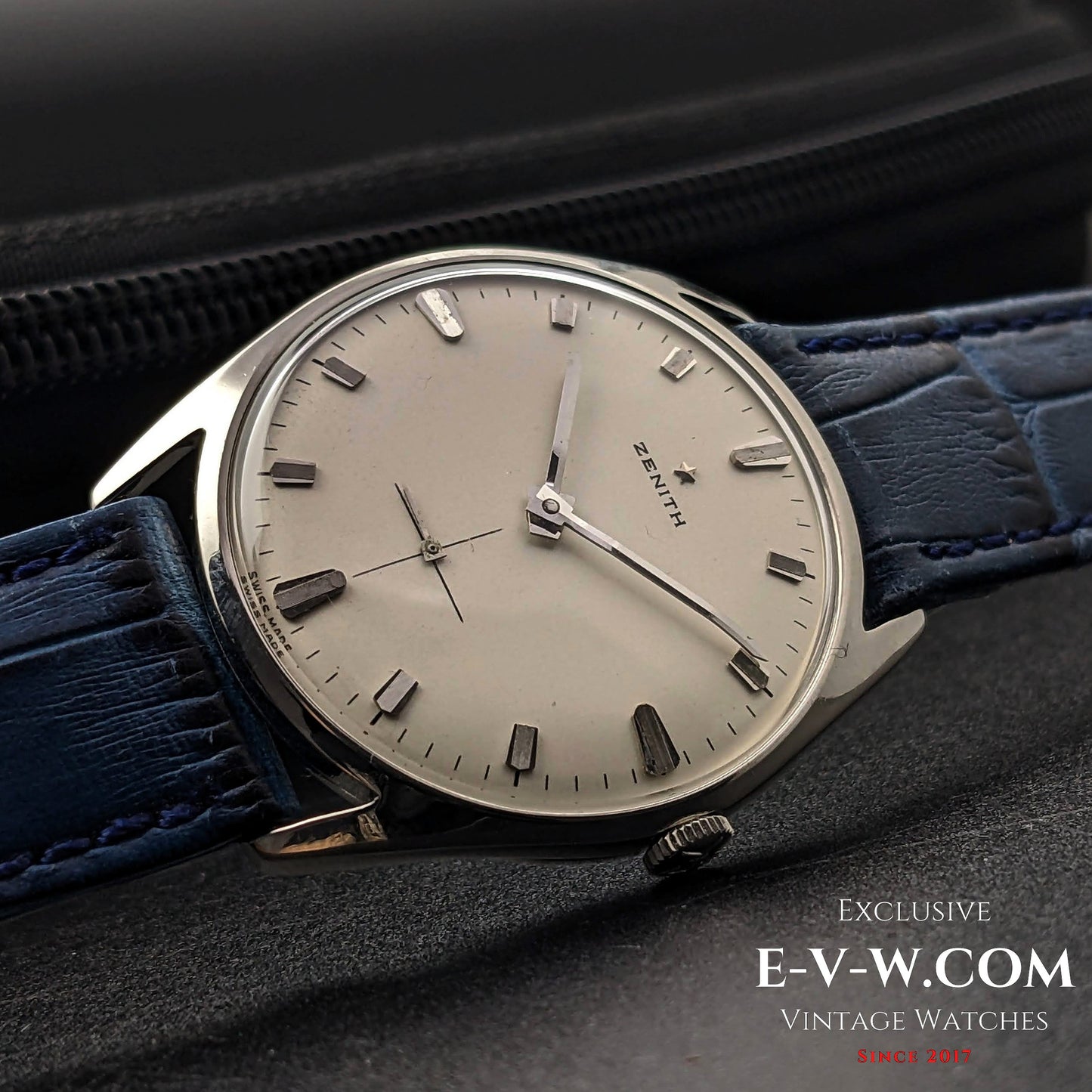 50 Years Old Vintage Zenith Classic / Cal. 2531 / Vintage 1970s