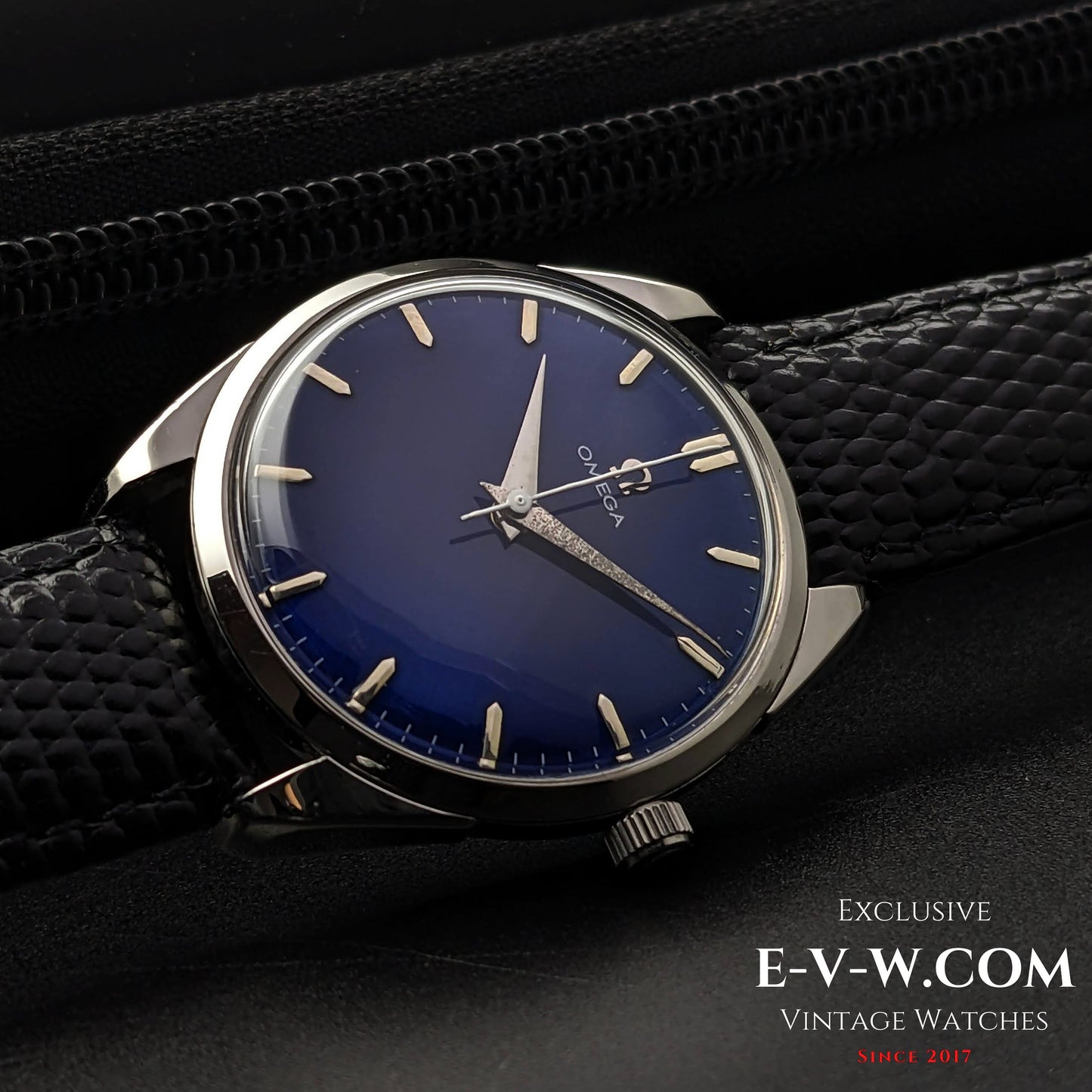 65 Years Old Vintage Omega Blue Ref. 2910-5 SC / Cal. 284 (30T2 family) / Vintage 1958