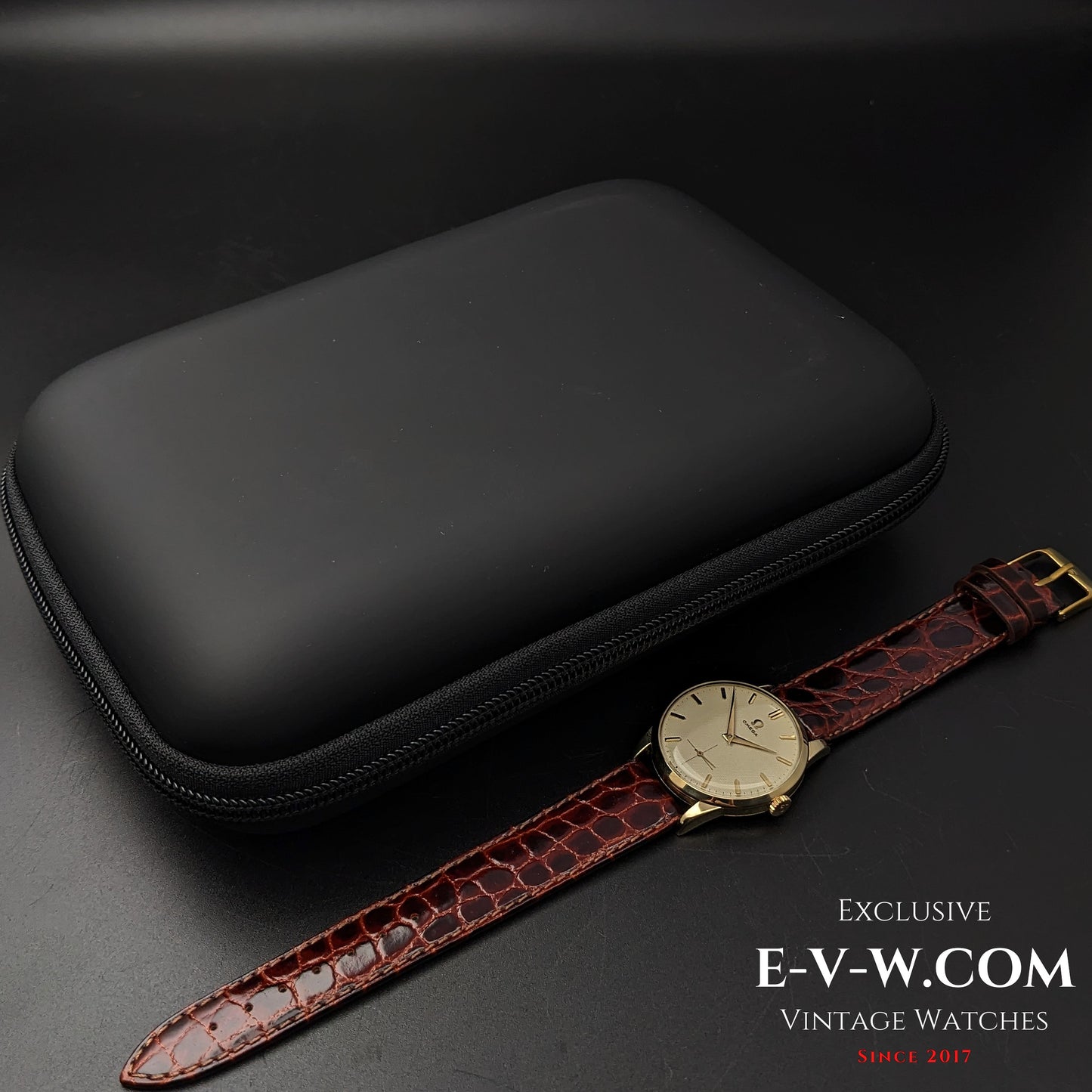 72 Years Old Vintage Omega Guilloche-Honeucomb Dial / Ref. 2512 11 / Cal. 266 / Vintage 1952