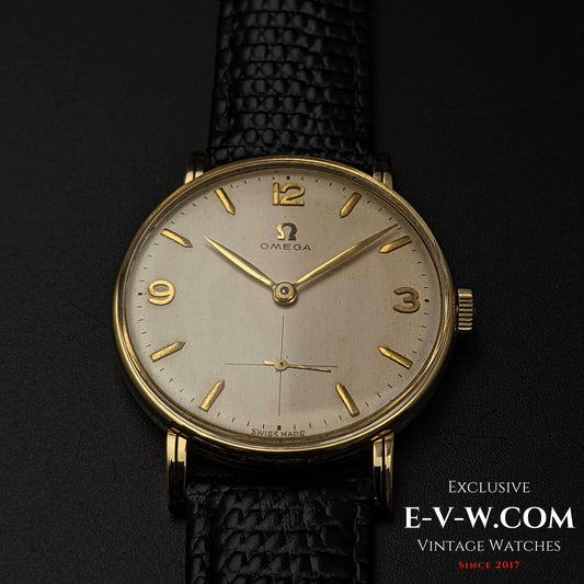 WWII Omega 18k Gold Rare 30T2 PC / 18k Gold / Vintage 1944