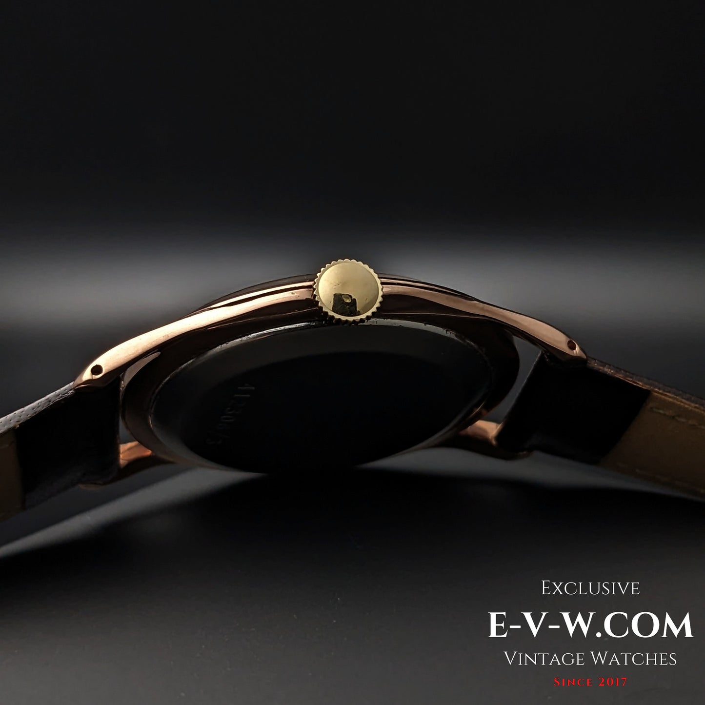 80 Years Old Vintage Universal GENEVE WWII JUMBO 38MM / Pink Gold Platted / Cal.1200 / Vintage 1945