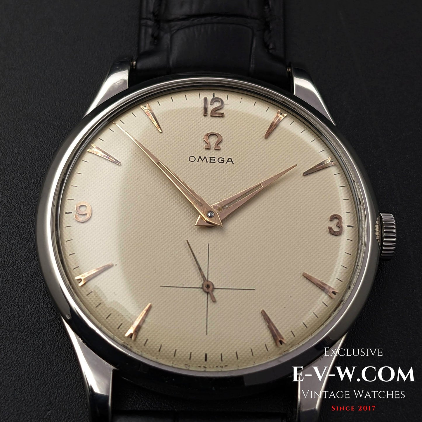 72 Years Old Vintage Omega Guilloche-Honeucomb  Dial / Jumbo Ref. 2609 / Cal. 266 / Vintage 1952