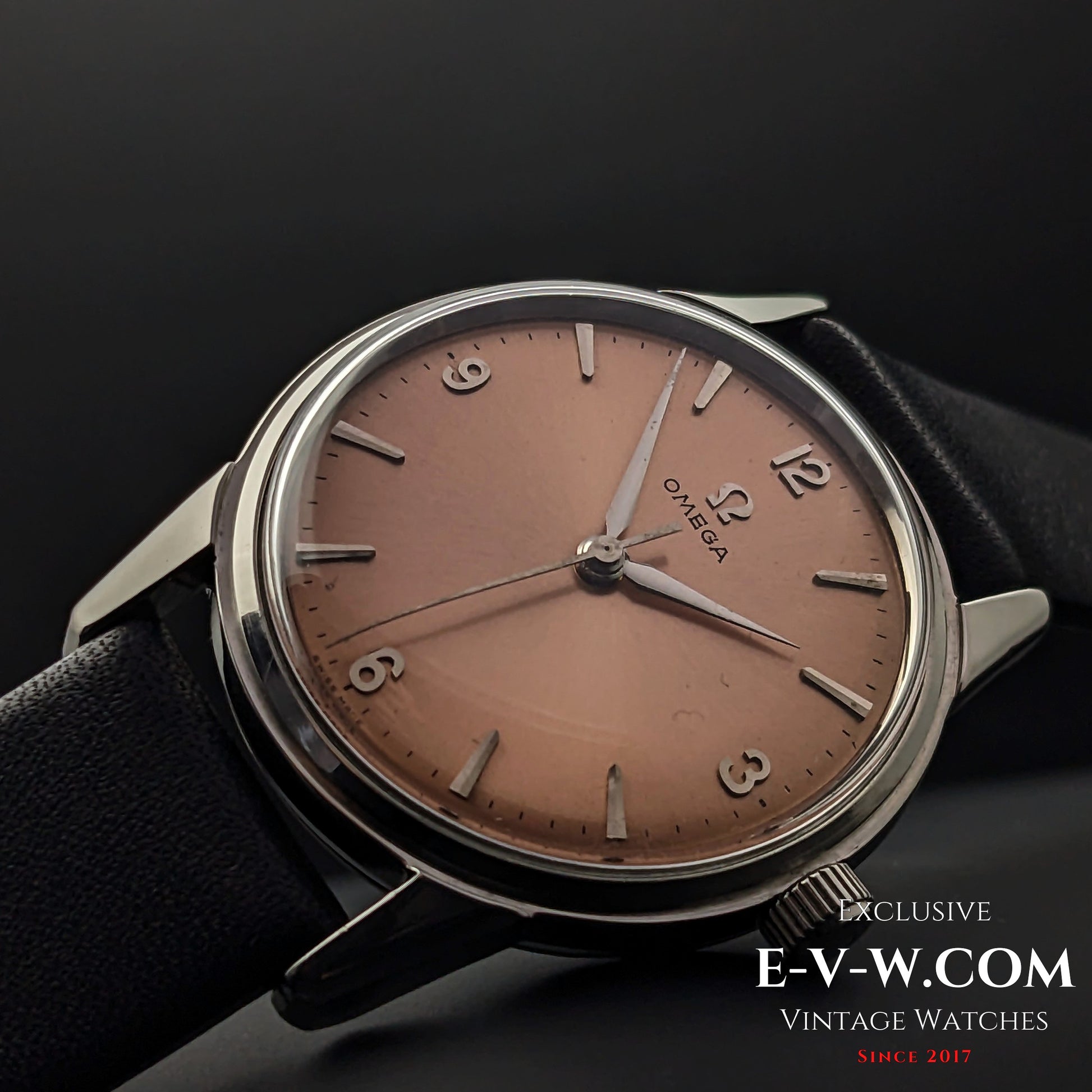 64 Years Old Vintage Omega Seamaster / Salmon dial Ref. 1439 61SC / Cal. 285 / Vintage 1960