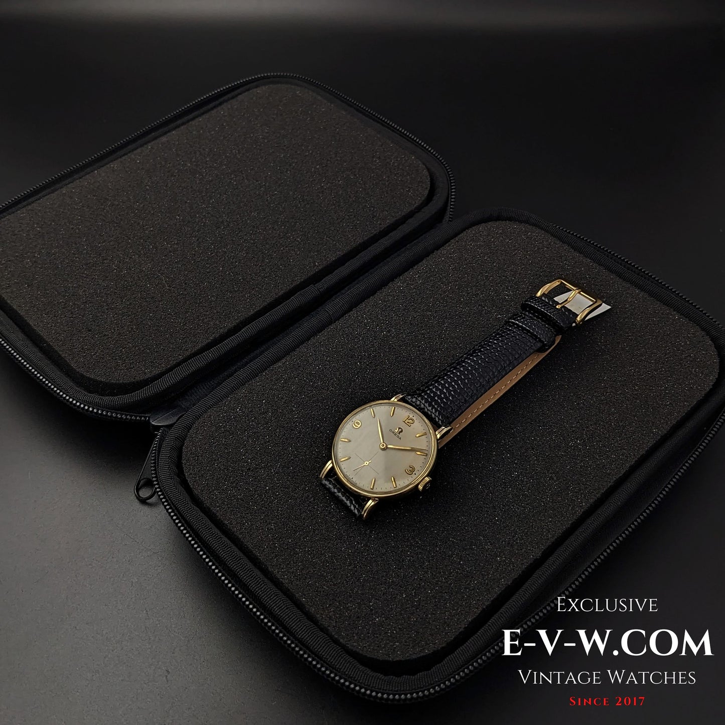 WWII Omega 18k Gold Rare 30T2 PC / 18k Gold / Vintage 1944