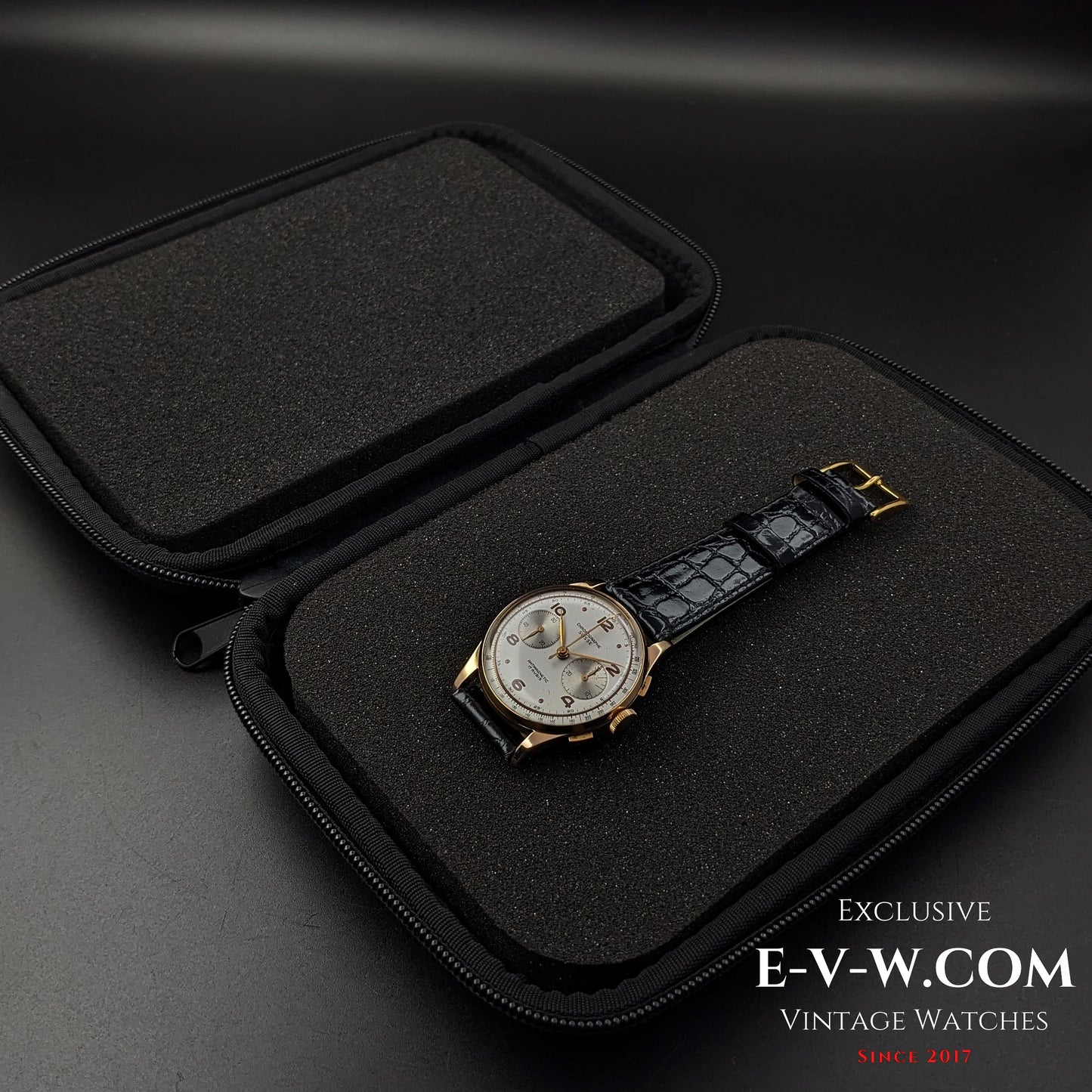 78 Years Old Vintage CHRONGRAPHE SUISSE 18K Rose Gold / Cal. Landeron 51 / Vintage 1945