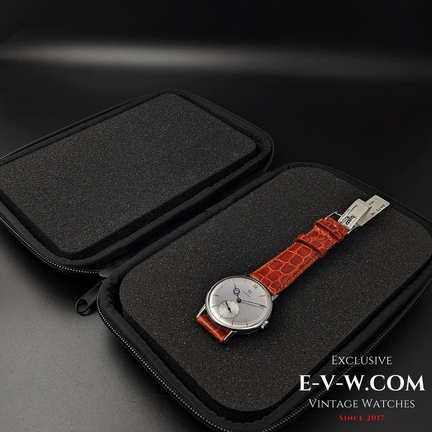 76 Years Old Vintage Omega Very Rare Pontifex Hands / Jumbo Oversize /Ref. 2272-9 / Cal. 30T2PC / Vintage 1947