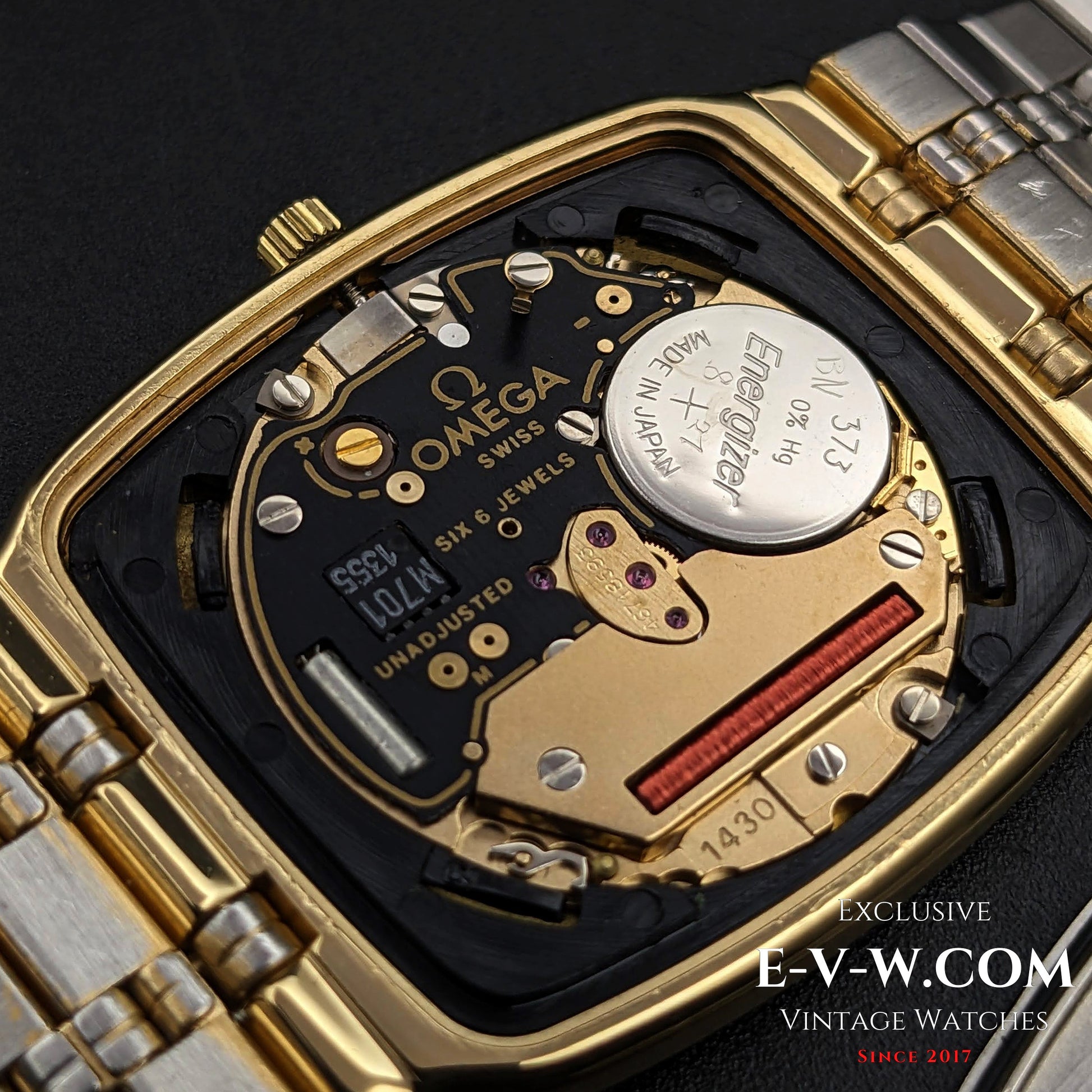 50 Years Old Vintage Omega Seamaster Quartz / Mint Conditio / Cal.1430 / Vintage 1970s