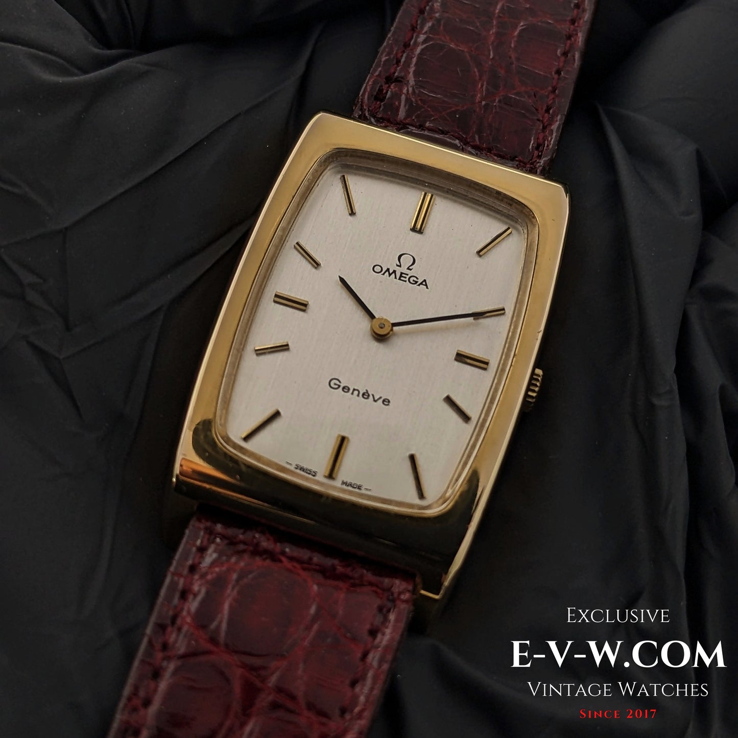 53 Years Old Vintage Omega Geneve Tank Gold plated / Jumbo Ref. 111010 / Cal. 620 / Vintage 1971