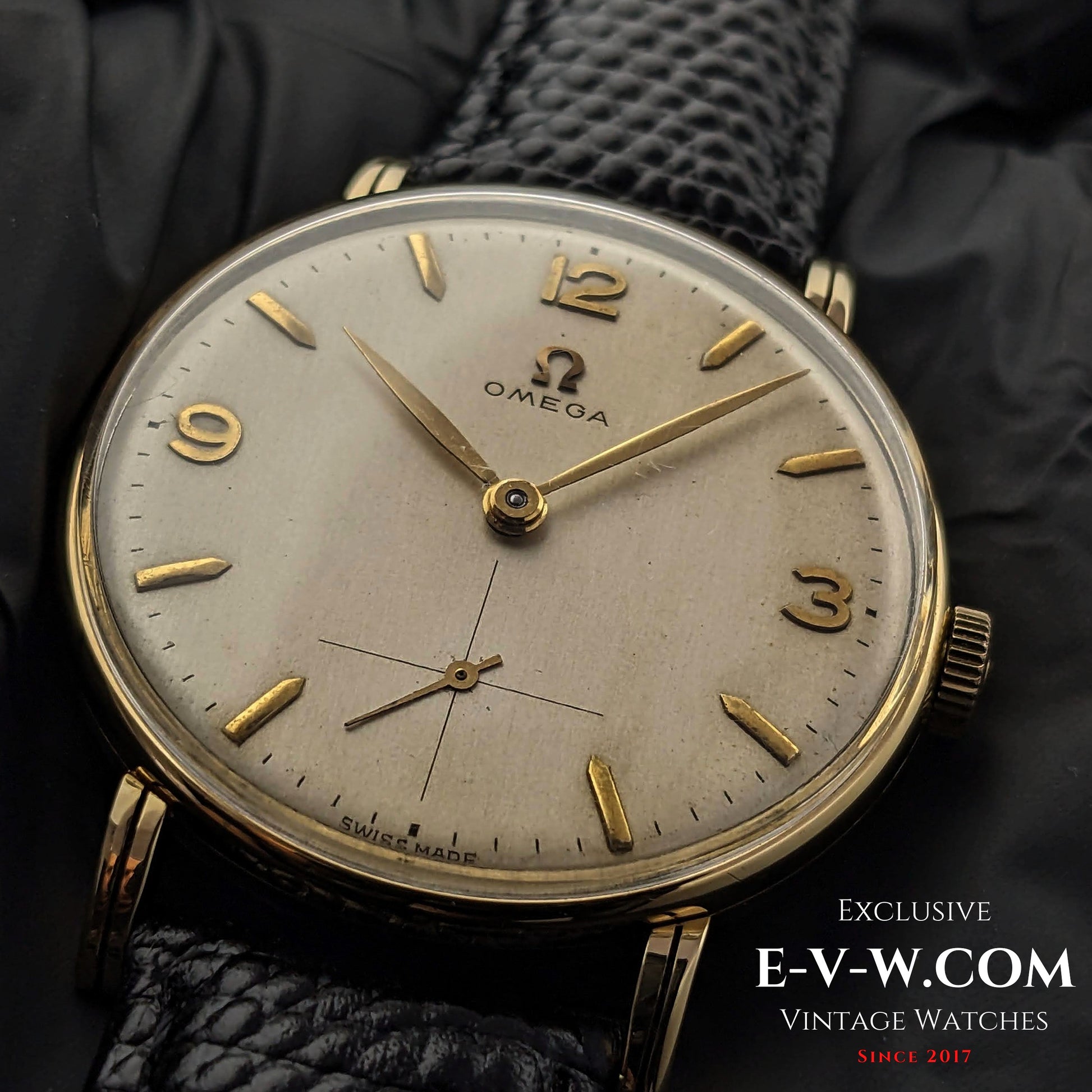 WWII Omega 18k Gold Rare 30T2 PC / 18k Gold / Vintage 1944