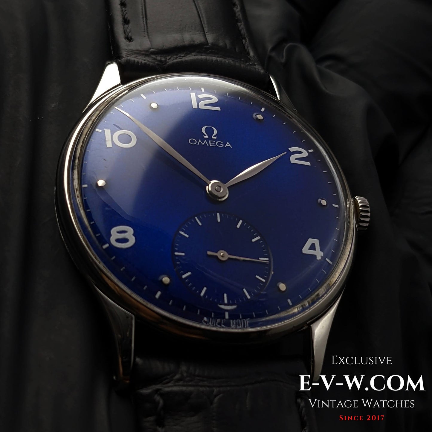 76 Years Old Vintage Omega Blue Dial Ref. 2401-3 / Cal.360 / Vintage 1947