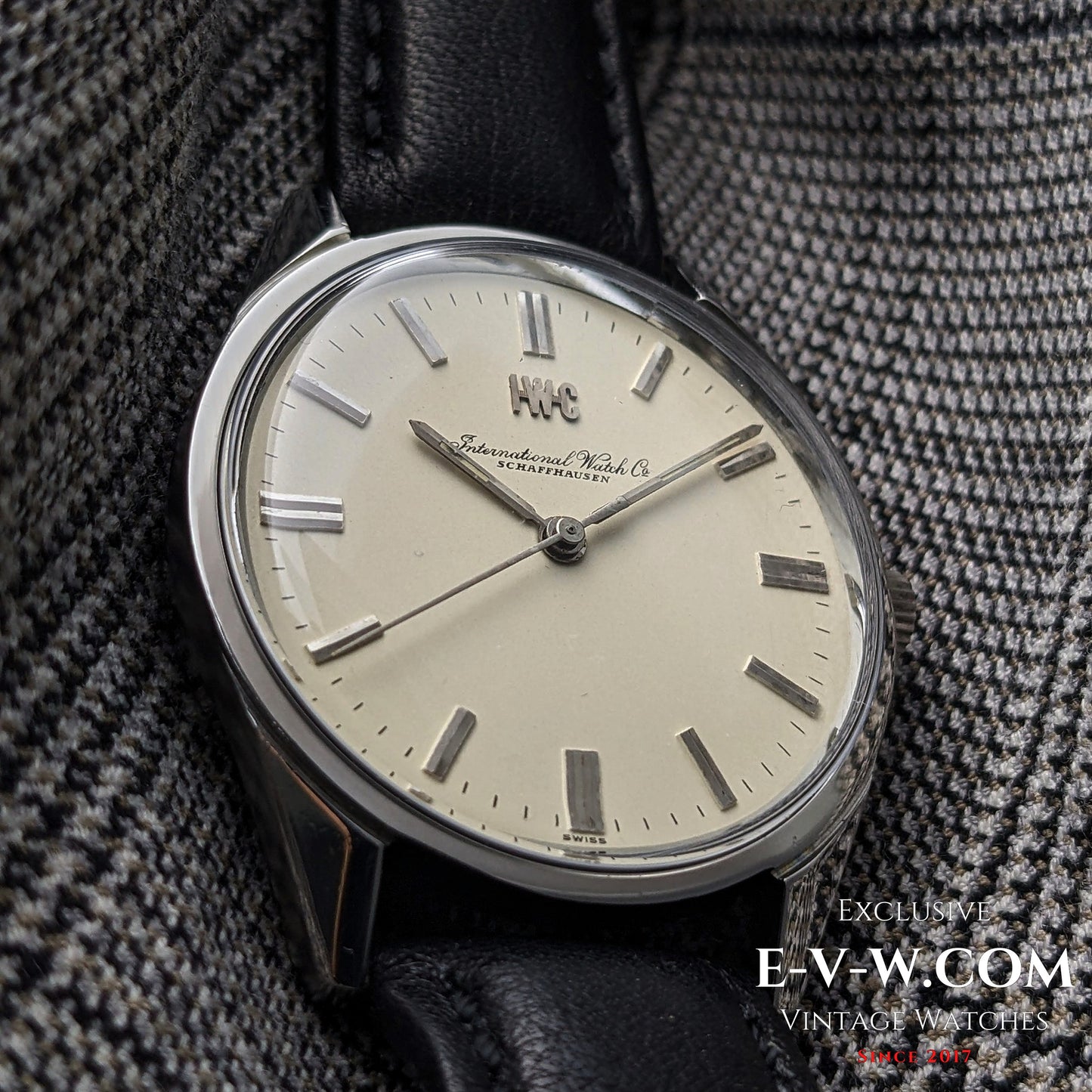 56 years old — IWC Schaffhausen - R 810 — Cal.89 — Vintage 1969 — Serviced