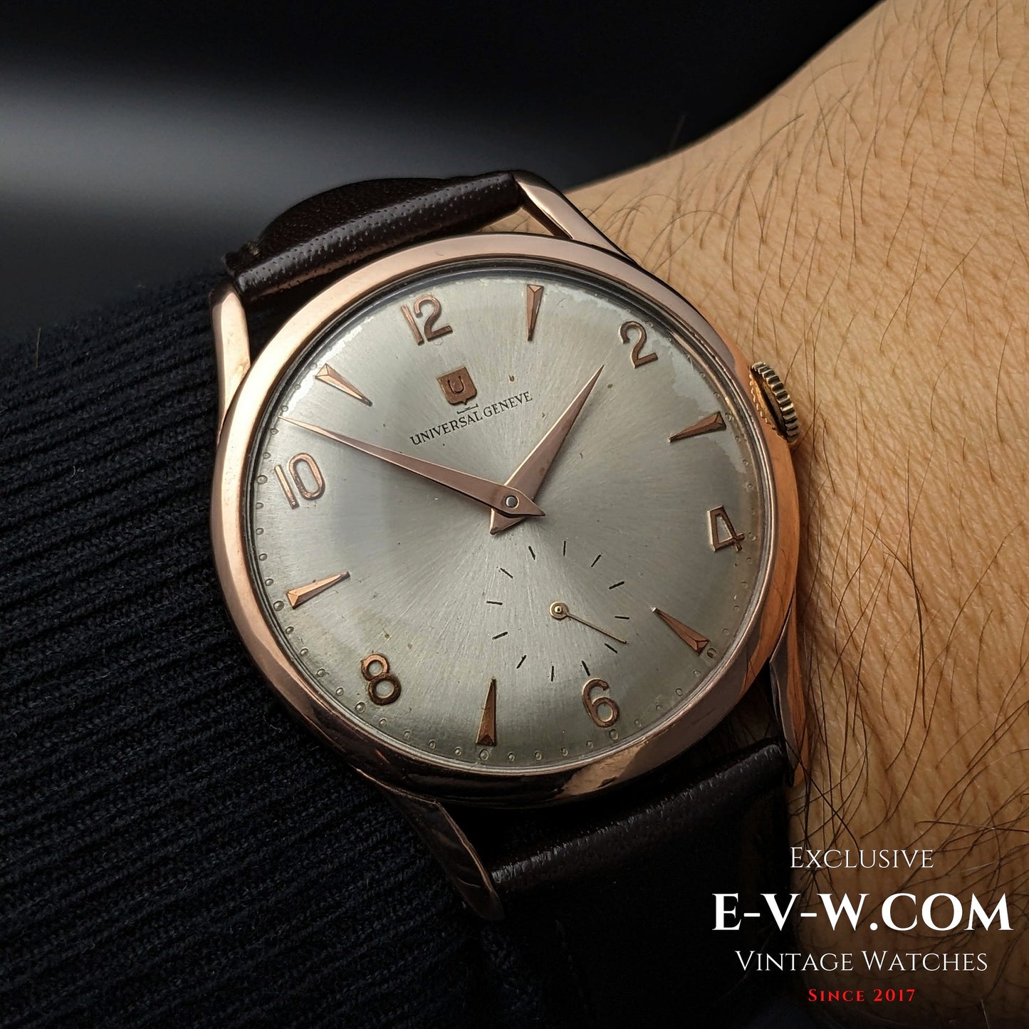 80 Years Old Vintage Universal GENEVE WWII JUMBO 38MM / Pink Gold Platted / Cal.1200 / Vintage 1945