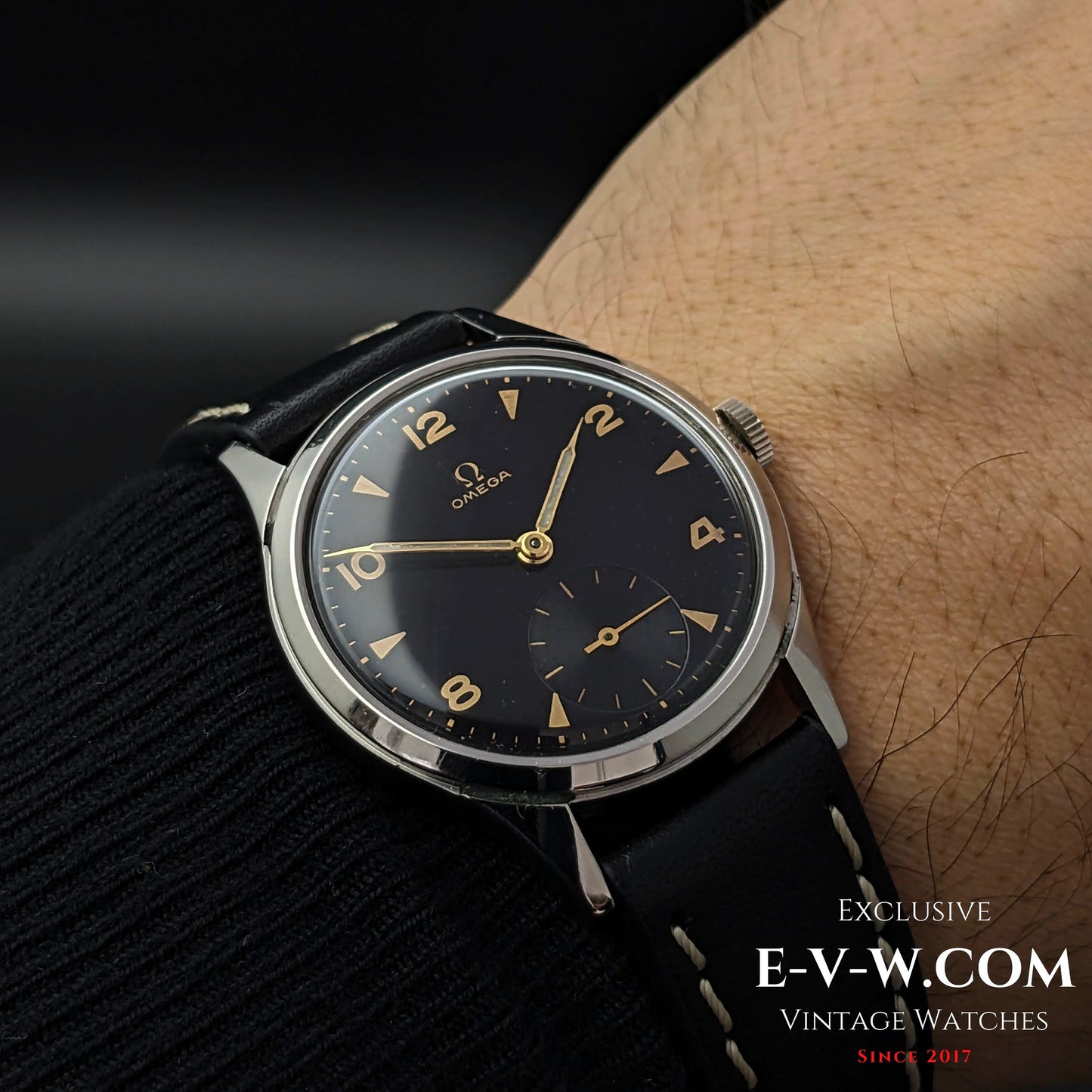 77 Years Old Vintage Omega Black Ref. 2622-1 / Cal. 265 (30T2) / Vintage 1947