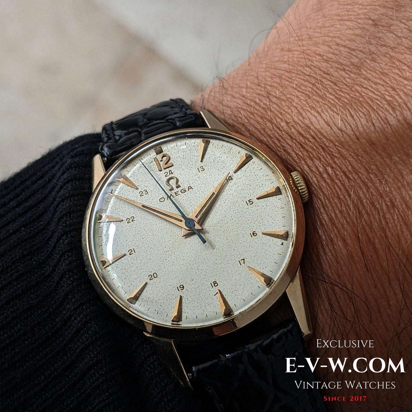 73 Years Old Vintage Omega Rare 24 HR Dial /Ref. 2496-3SC / Cal. 283 (30T2) / Vintage 1952/ Serviced