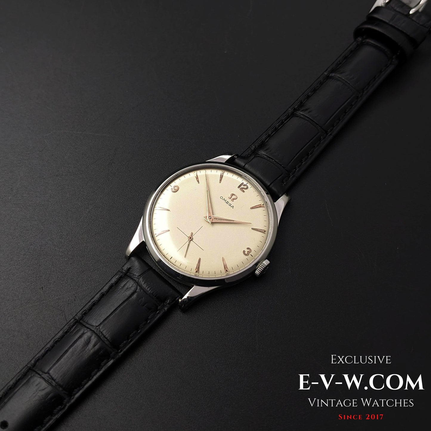 72 Years Old Vintage Omega Guilloche-Honeucomb  Dial / Jumbo Ref. 2609 / Cal. 266 / Vintage 1952