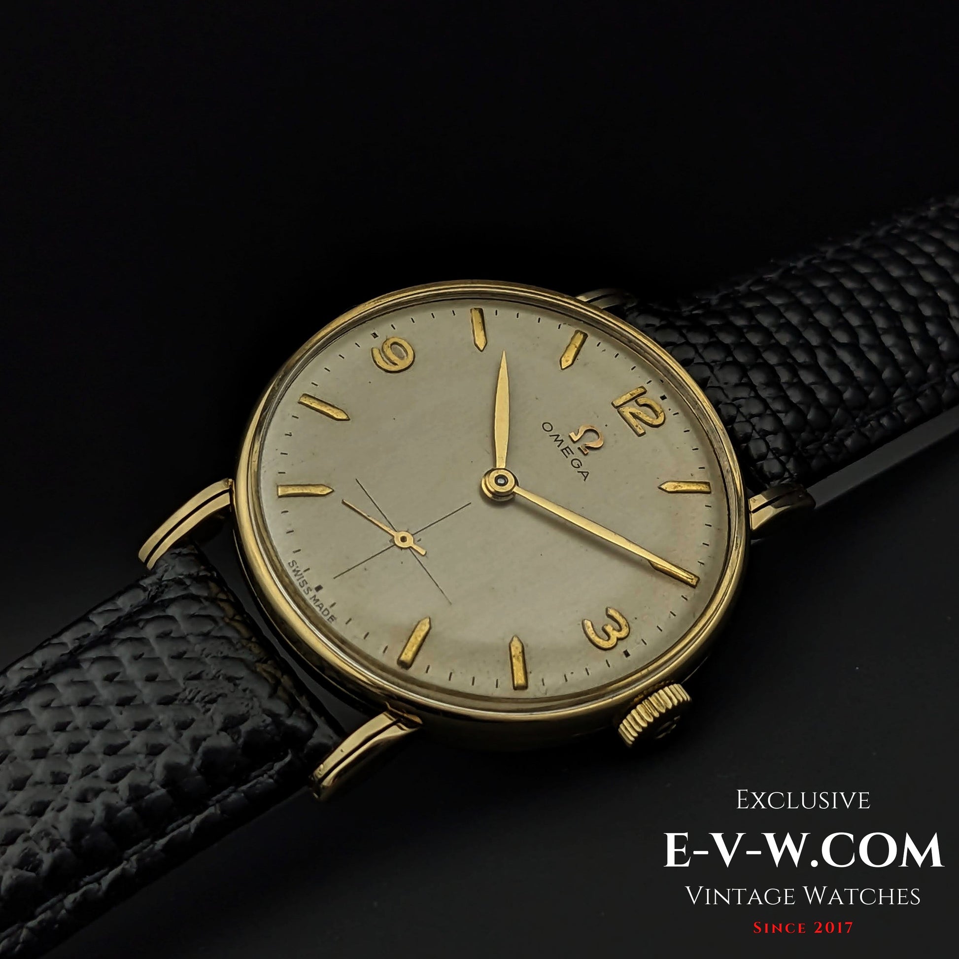 WWII Omega 18k Gold Rare 30T2 PC / 18k Gold / Vintage 1944