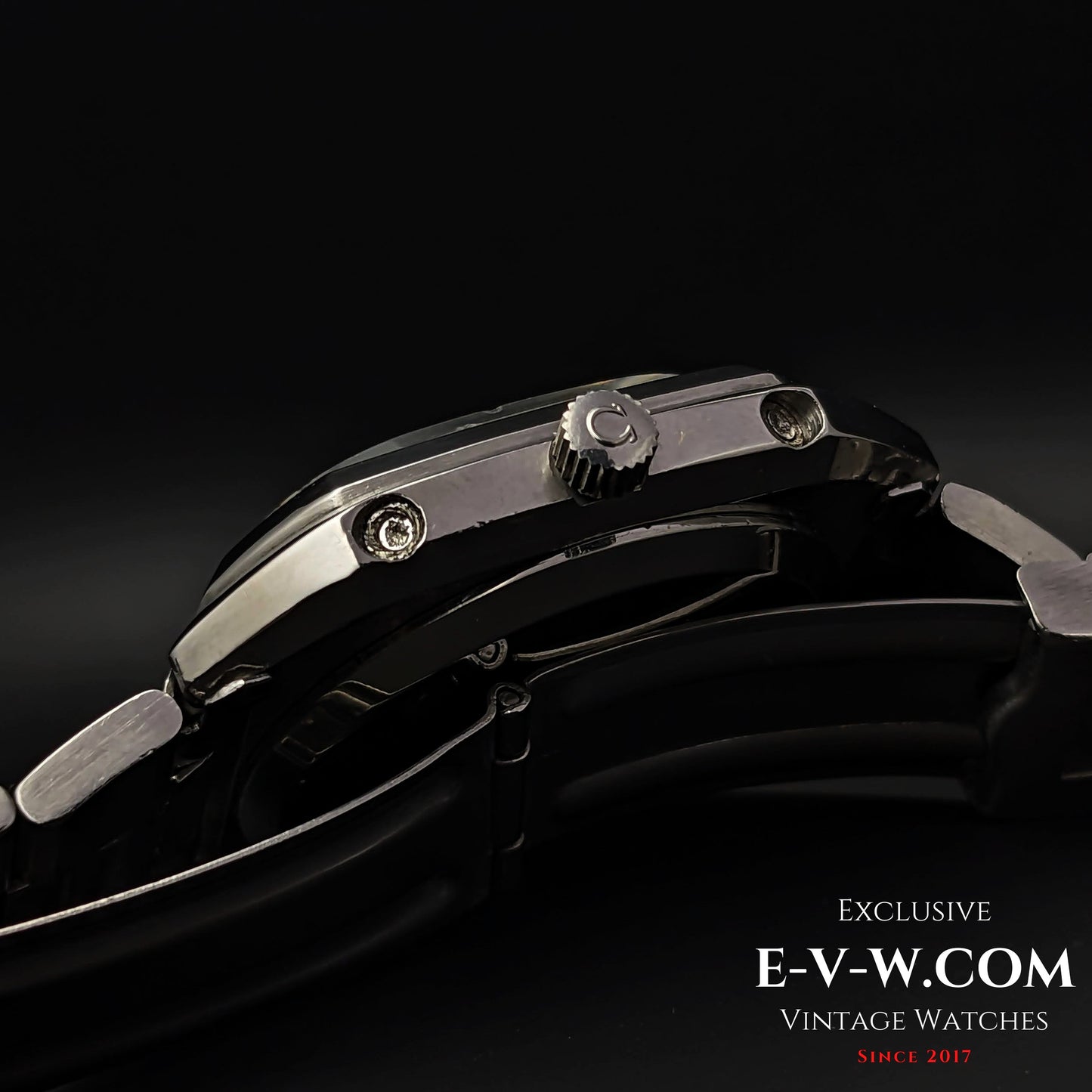 51 Years Old Vintage Omega Constellation Ref. 1960060 / Cal.1310 / 1972 Vintage