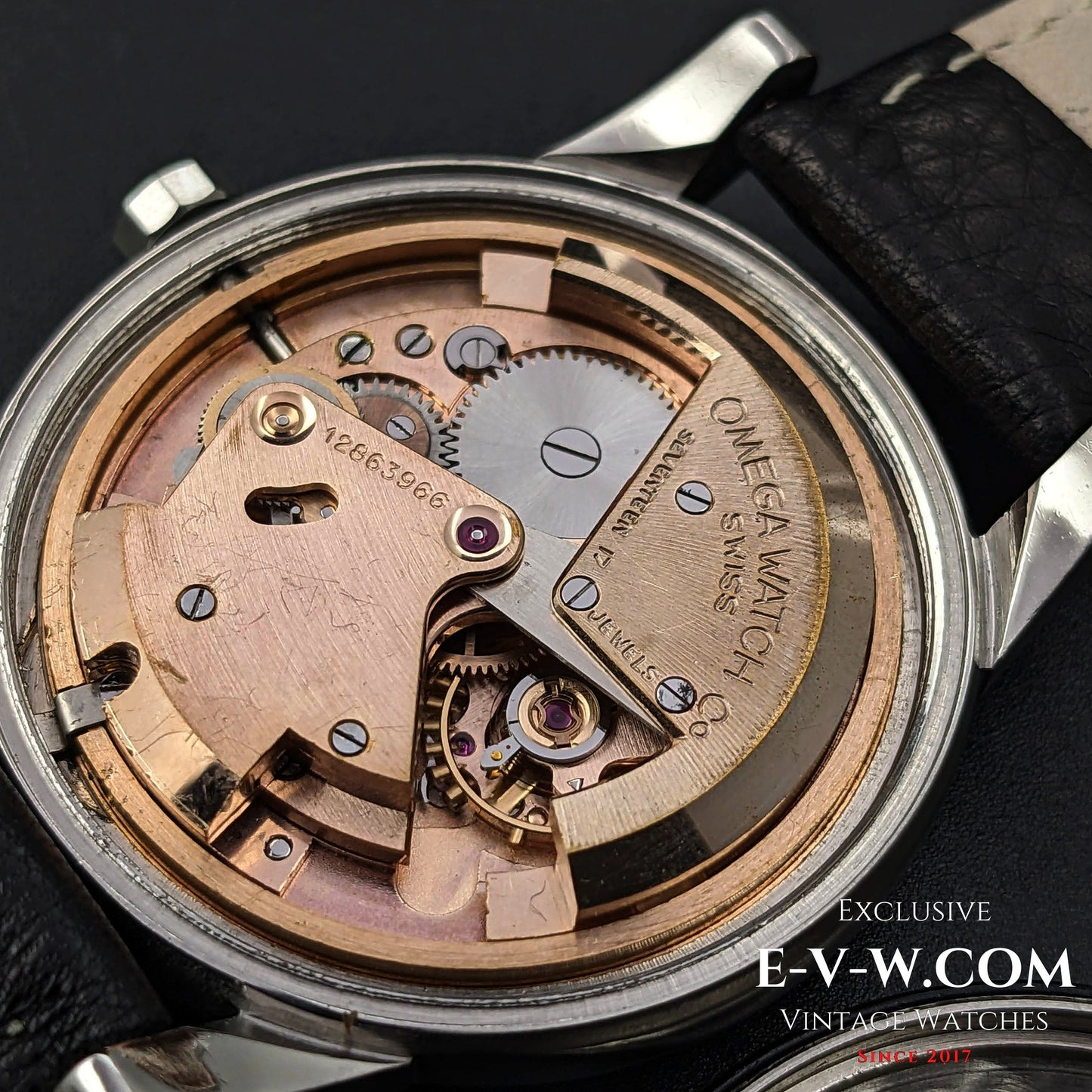 73 Years Old Vintage Omega Bumper Automatic Ref. 2657-1 / Cal. 351 / Vintage 1950