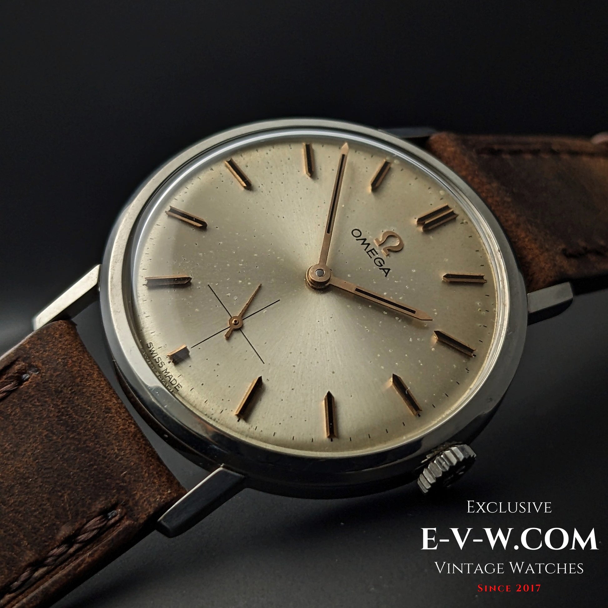 61 Years Old Vintage Omega Classic / Vintage Patina / Ref. 121.002-63 / Cal. 269 / Vintage 196461 Years Old Vintage Omega Classic / Vintage Patina / Ref. 121.002-63 / Cal. 269 / Vintage 1964