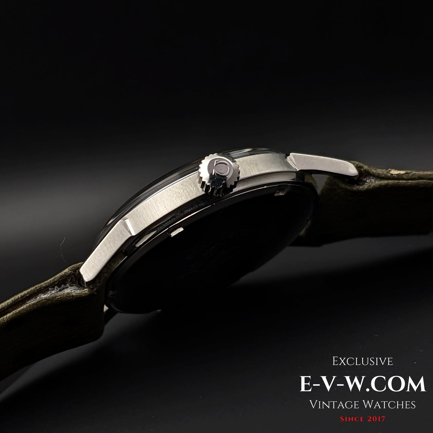 57 Years Old Rare Vintage Omega Seamaster 600 Cross Hair /  Ref.135.012 / Cal. 601 / Vintage 1966
