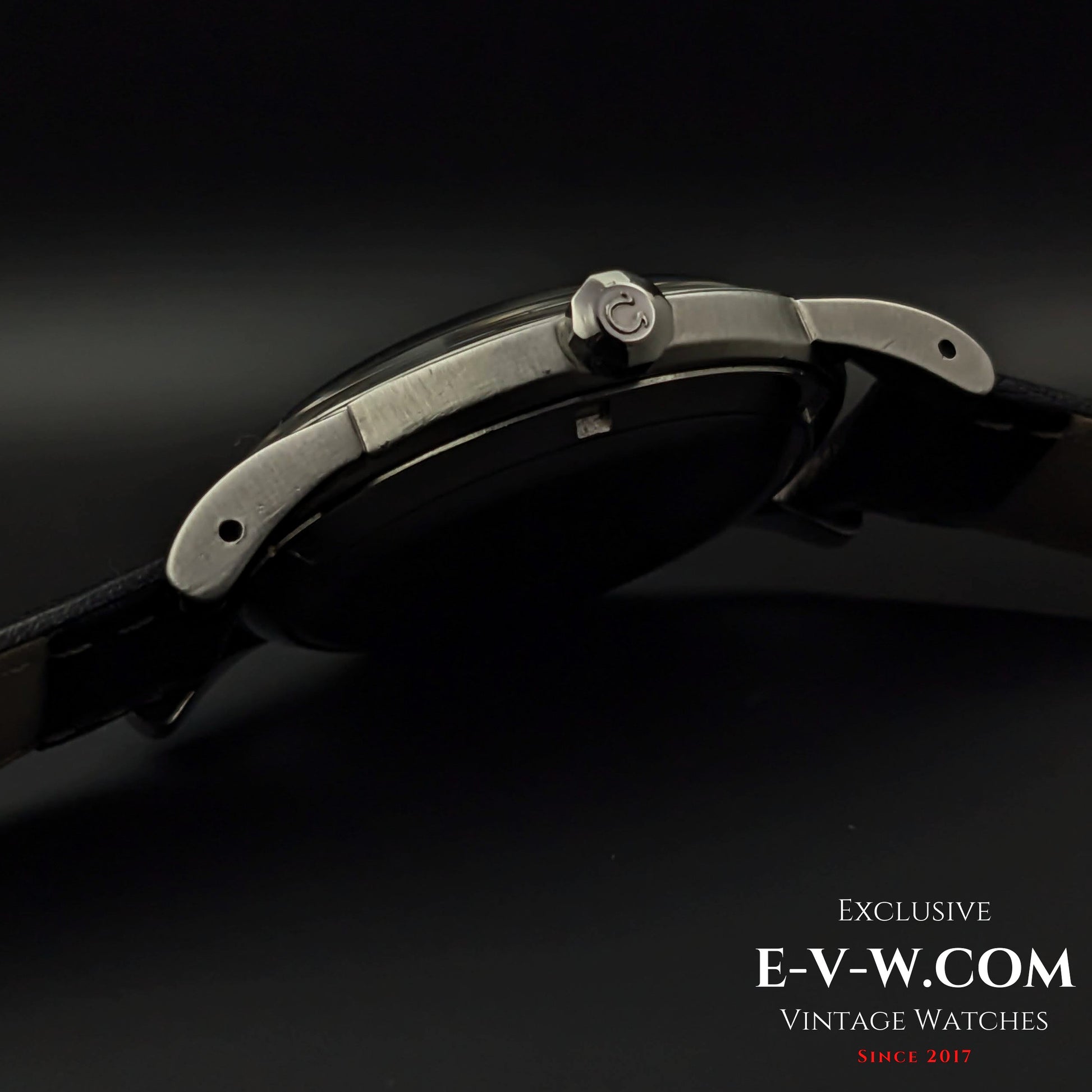 73 Years Old Vintage Omega Bumper Automatic Ref. 2657-1 / Cal. 351 / Vintage 1950