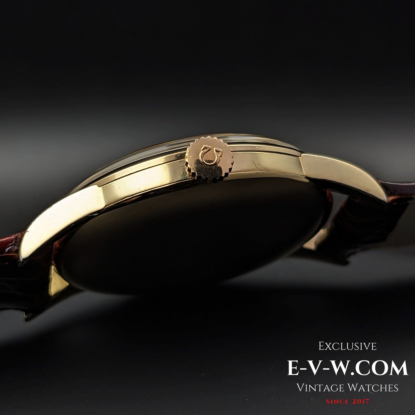72 Years Old Vintage Omega Guilloche-Honeucomb Dial / Ref. 2512 11 / Cal. 266 / Vintage 1952