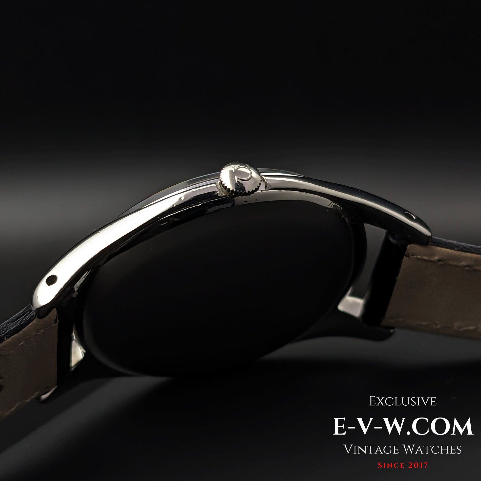 59 Years Old Vintage Omega Jumbo 38,5mm Ref. 2505-11 / Cal. 265 / 30T2 / Vintage 1947