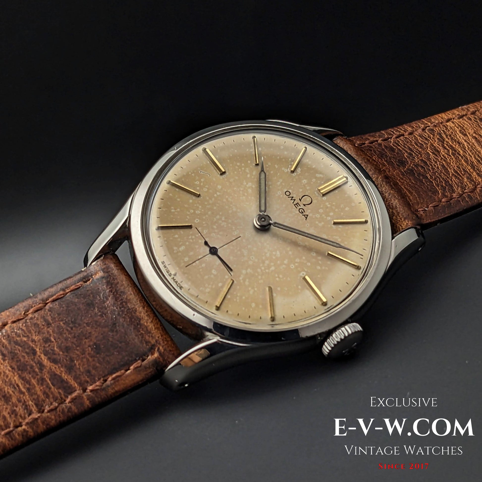 73 Years Old Vintage Omega with beautiful patina Ref. 2639-1 / Cal. 265 (30T2) / Vintage 1950