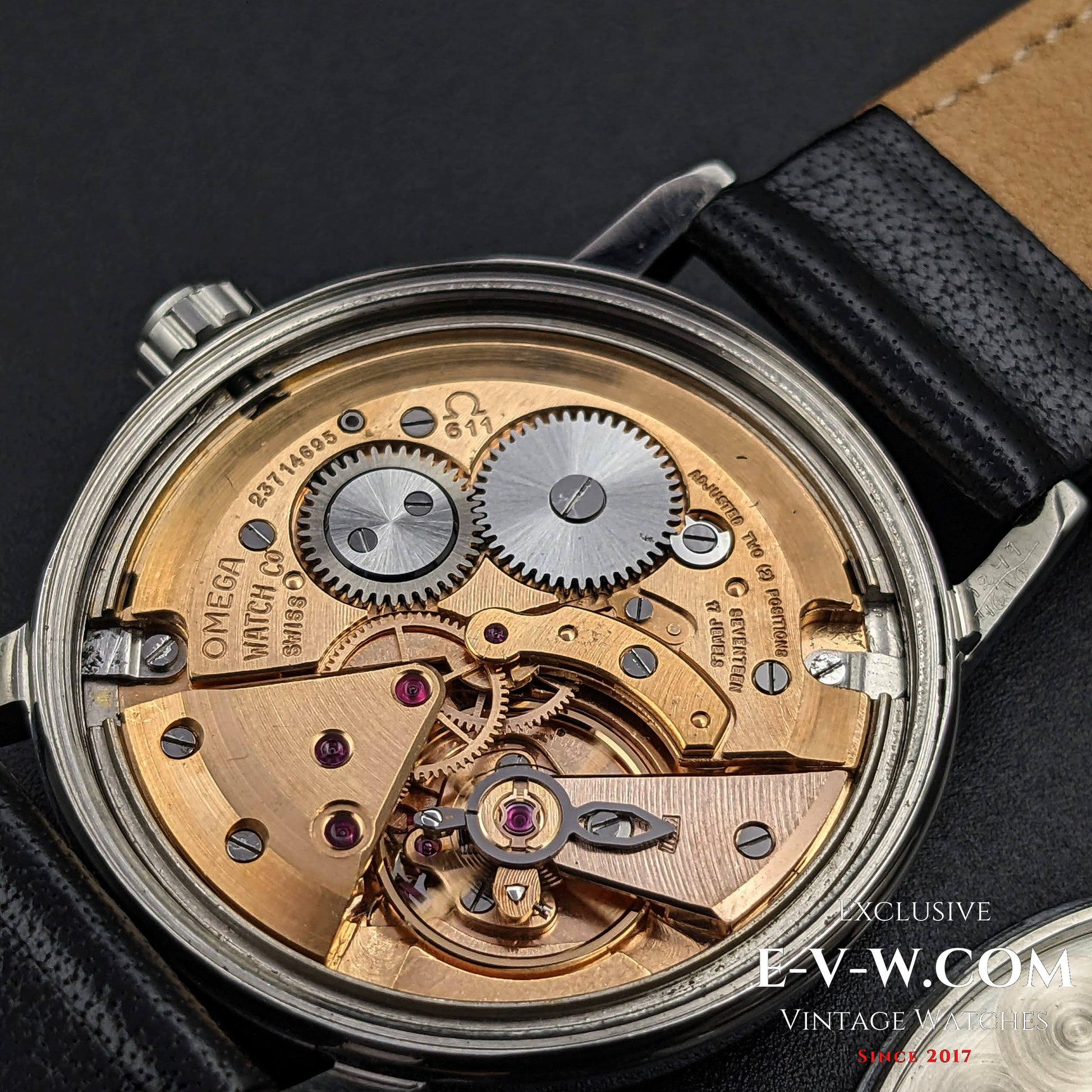 57 Years Old Vintage Omega Seamaster 600 / Green Dial /Ref. 13600011 / Cal.611 / 1966 Vintage