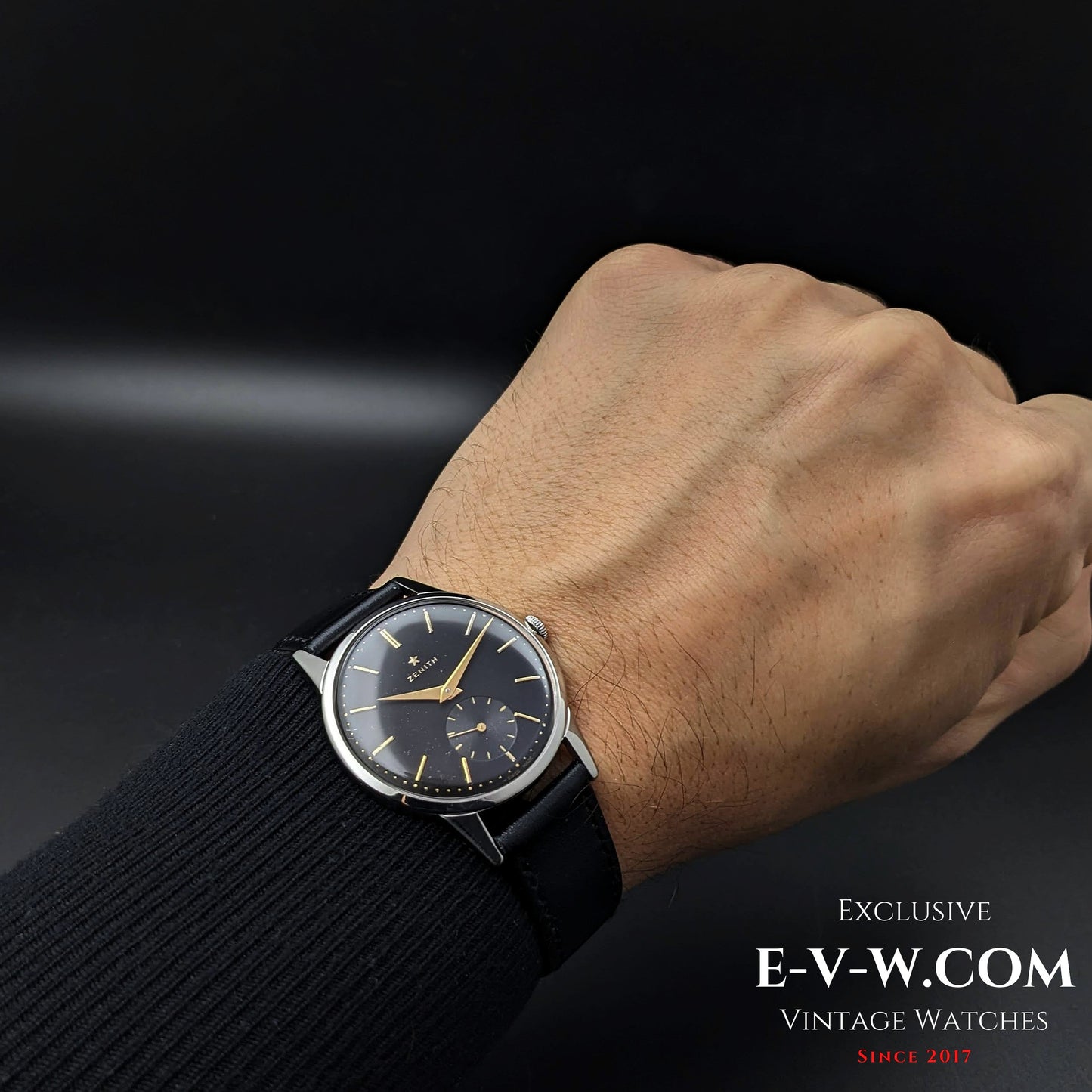 67 Years Old Vintage Zenith Black / Cal. 40 / Vintage 1956