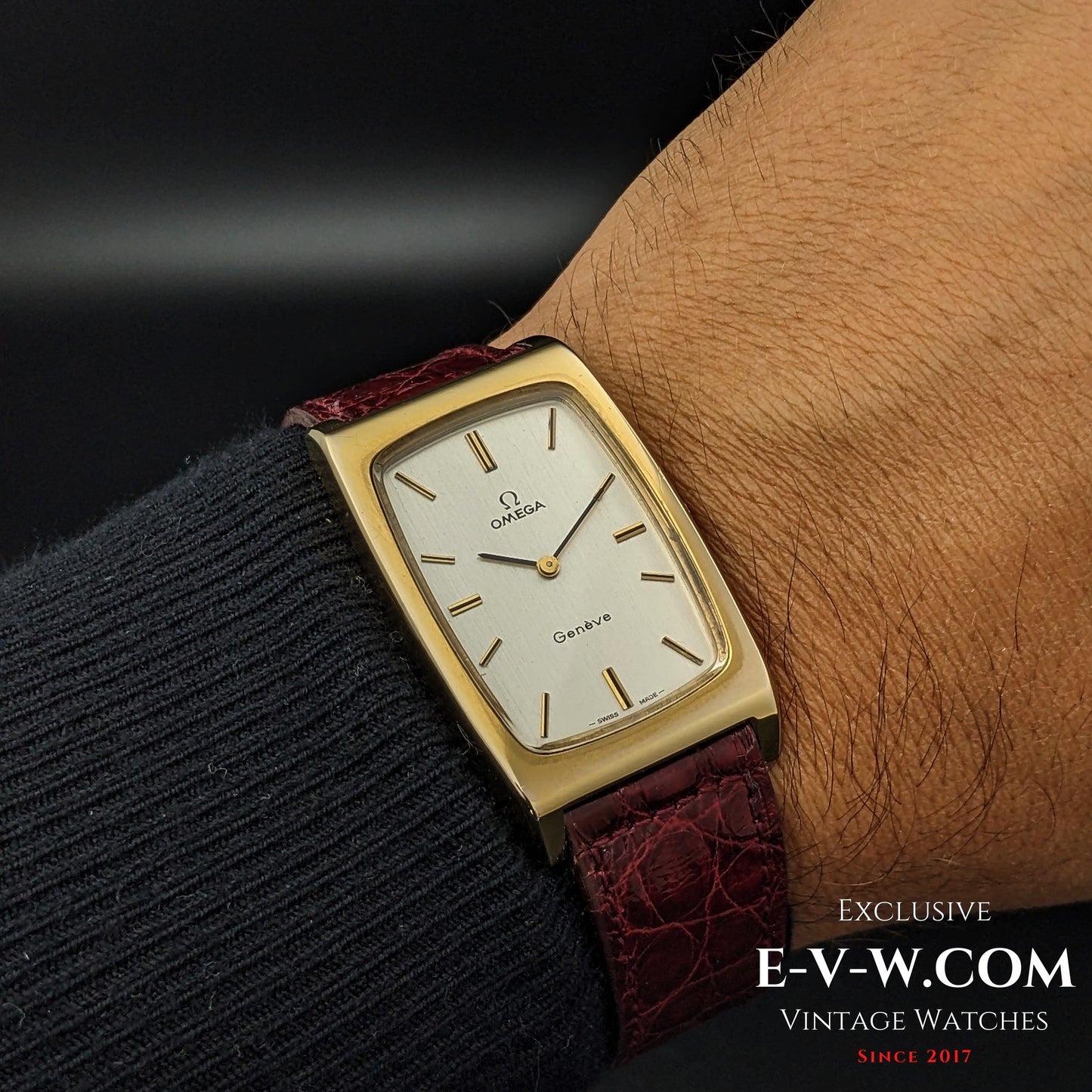 53 Years Old Vintage Omega Geneve Tank Gold plated / Jumbo Ref. 111010 / Cal. 620 / Vintage 1971
