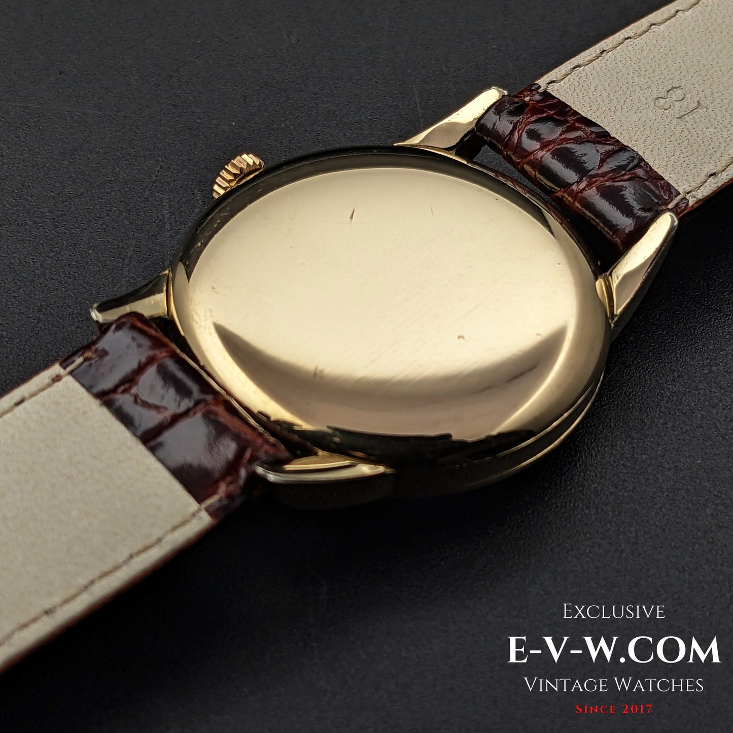 72 Years Old Vintage Omega Guilloche-Honeucomb Dial / Ref. 2512 11 / Cal. 266 / Vintage 1952