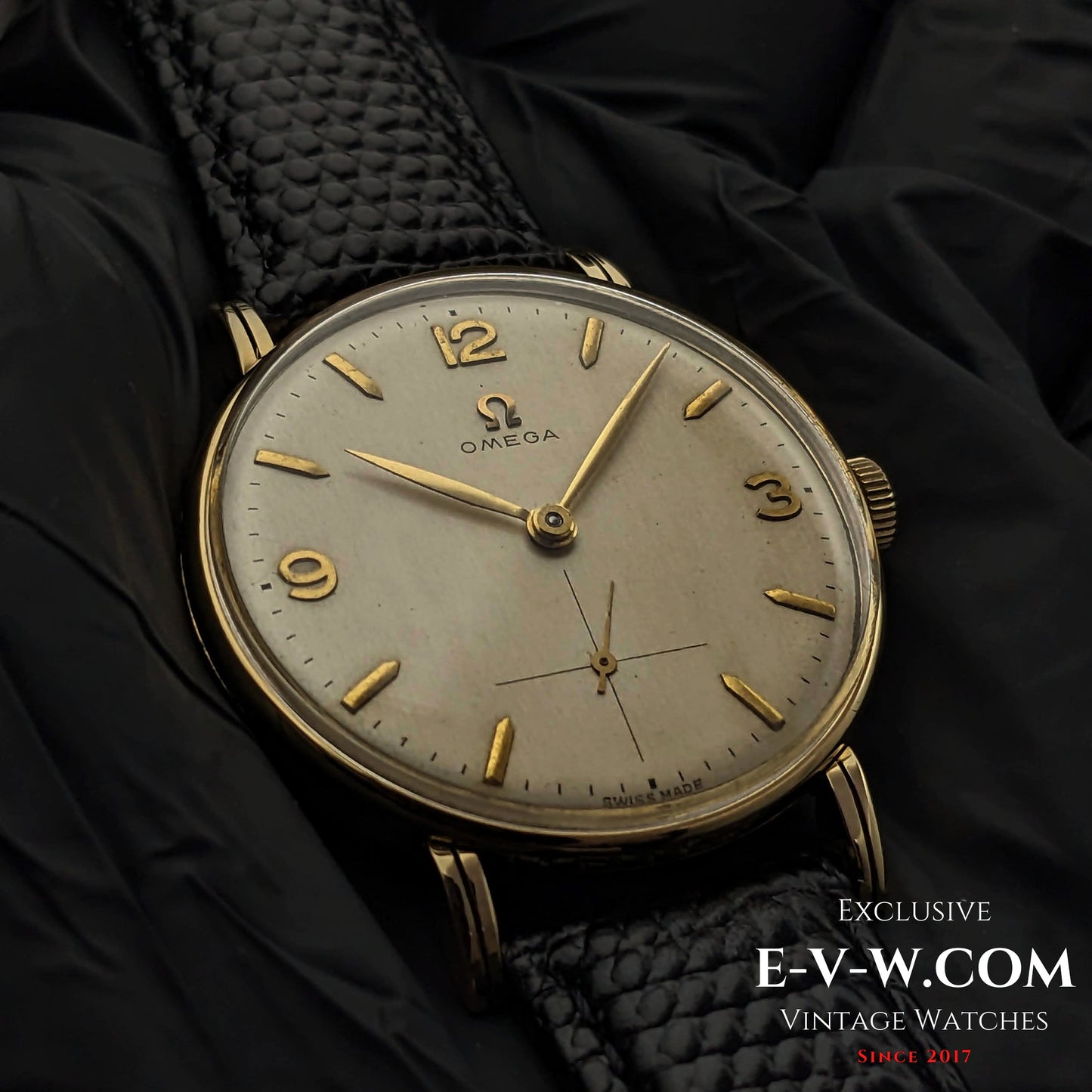 WWII Omega 18k Gold Rare 30T2 PC / 18k Gold / Vintage 1944