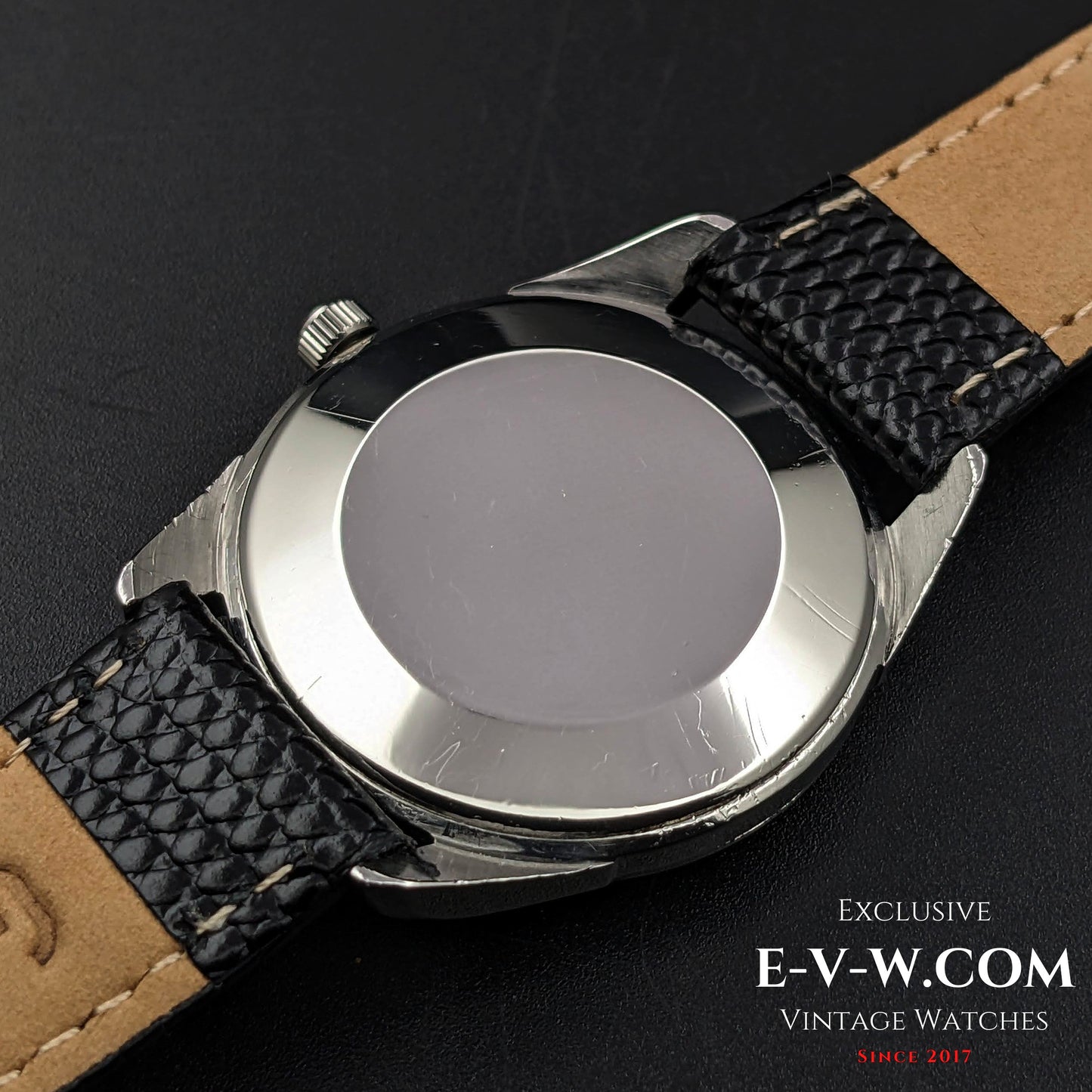 65 Years Old Vintage Omega Blue Ref. 2910-5 SC / Cal. 284 (30T2 family) / Vintage 1958