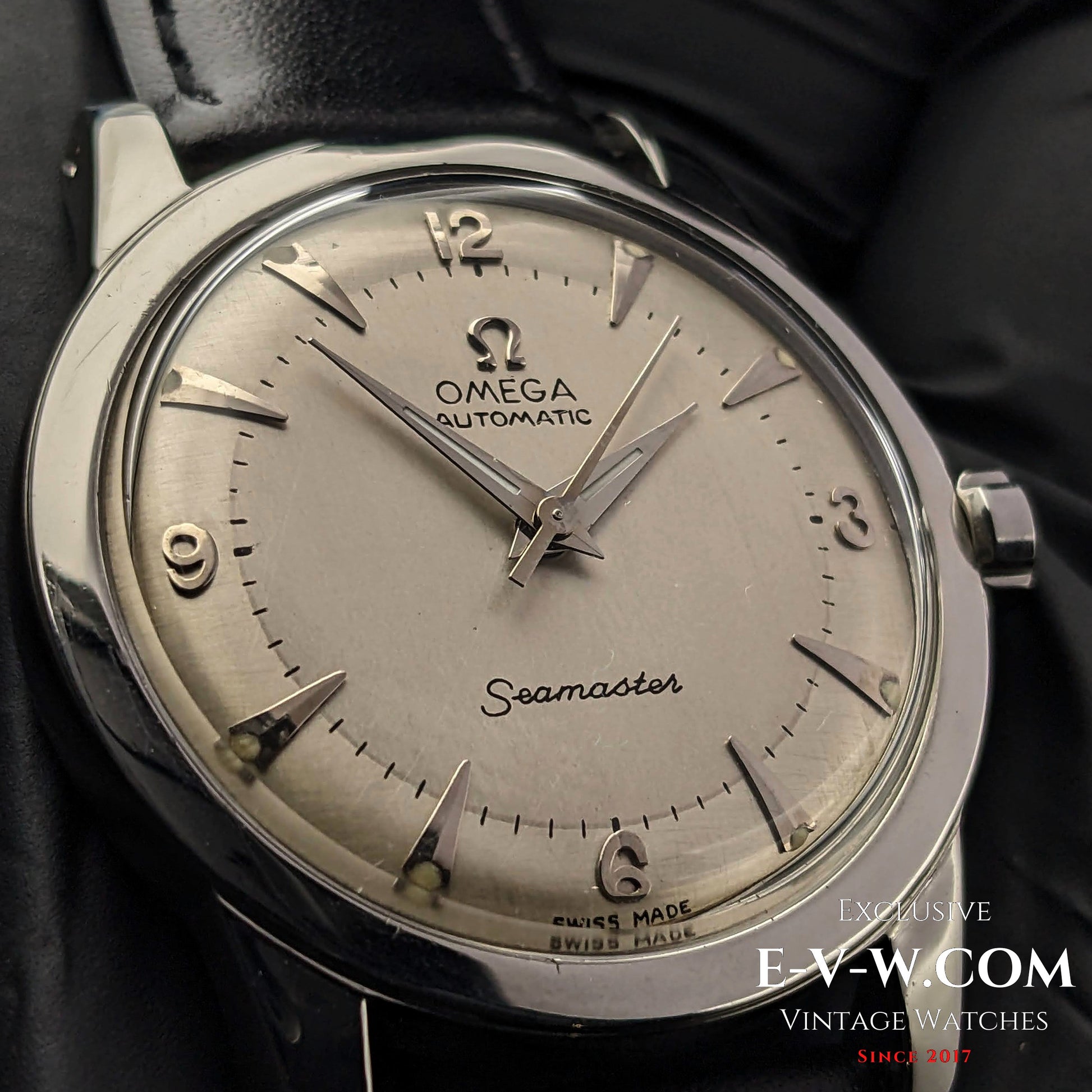 74 Years Old Vintage Omega Semaster Automatic Bumper Ref. 2577-6 / Cal. 351 / Vintage 1950