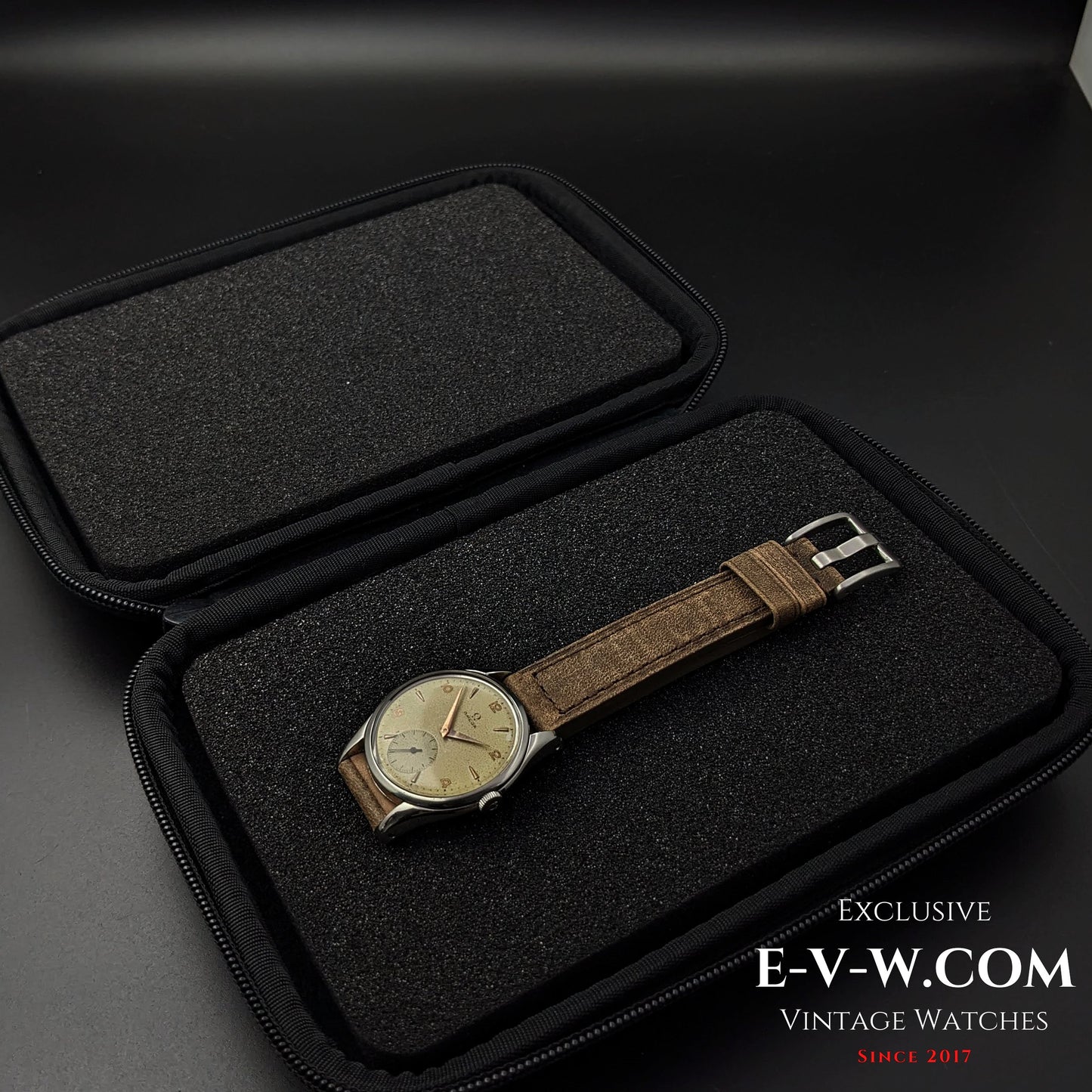 73 Years Old Vintage Omega / Ref. 2503-7 / cal.265  (30T2) / Vintage 1950