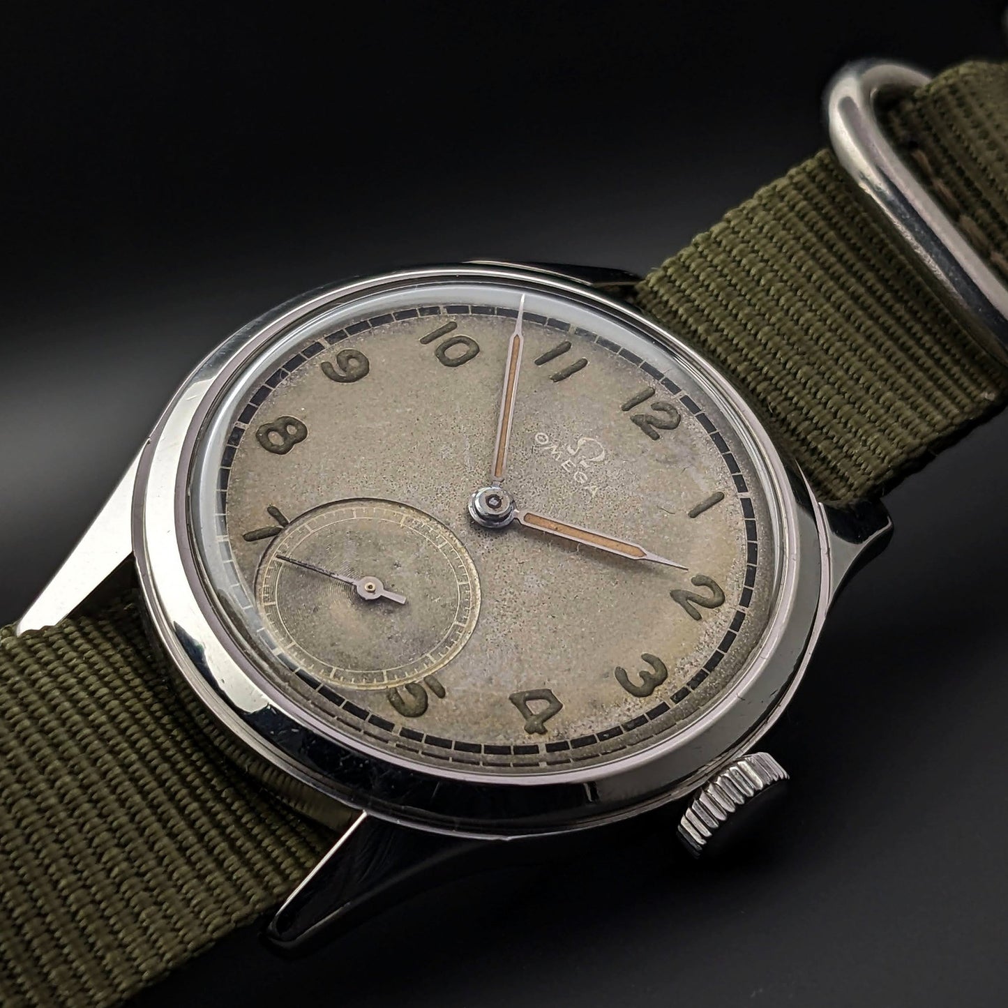 Rare Omega Vintage 1940s WWII / Ref 2622-1 / cal. 265 (30T2 family)