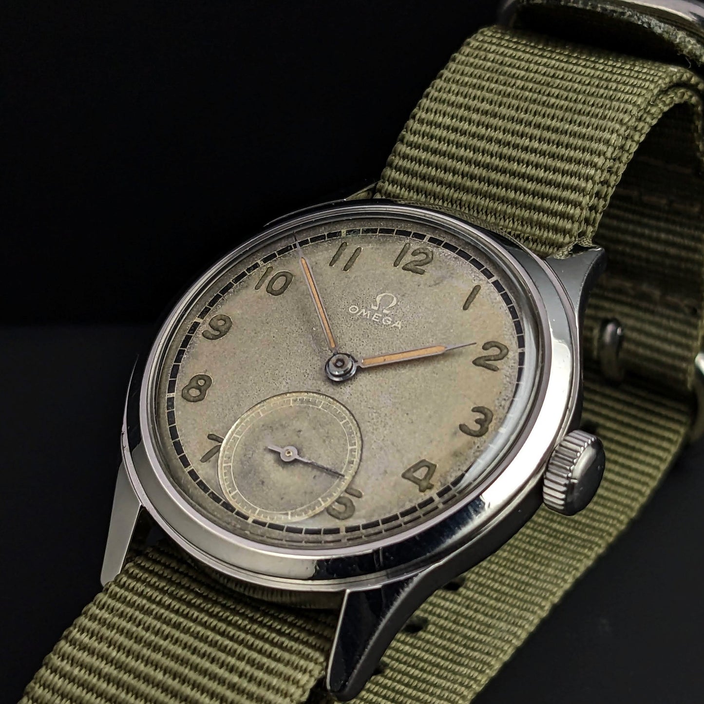 Rare Omega Vintage 1940s WWII / Ref 2622-1 / cal. 265 (30T2 family)