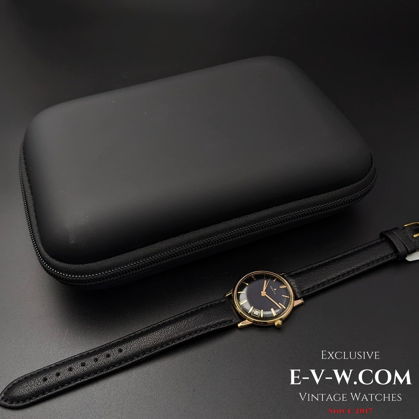 Zenith 18K Gold / Black Dial / Cal.2532 SC / Vintage 1964