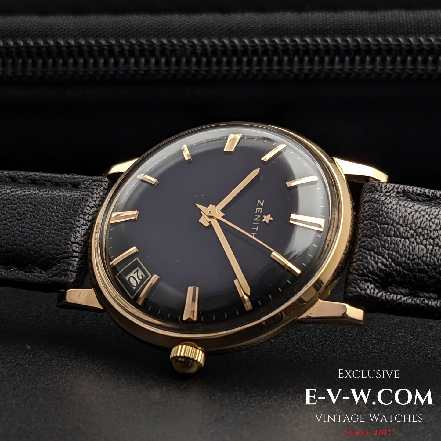 Zenith 18K Gold / Black Dial / Cal.2532 SC / Vintage 1964