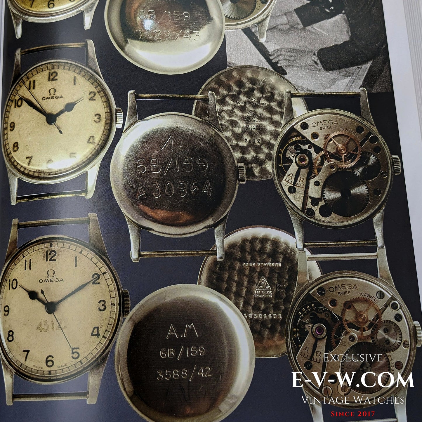 Military Omega navigaror of the Royal Air Force RAF WWII / Vintage 1943 / Cal.30T2 SC / Ref.2292