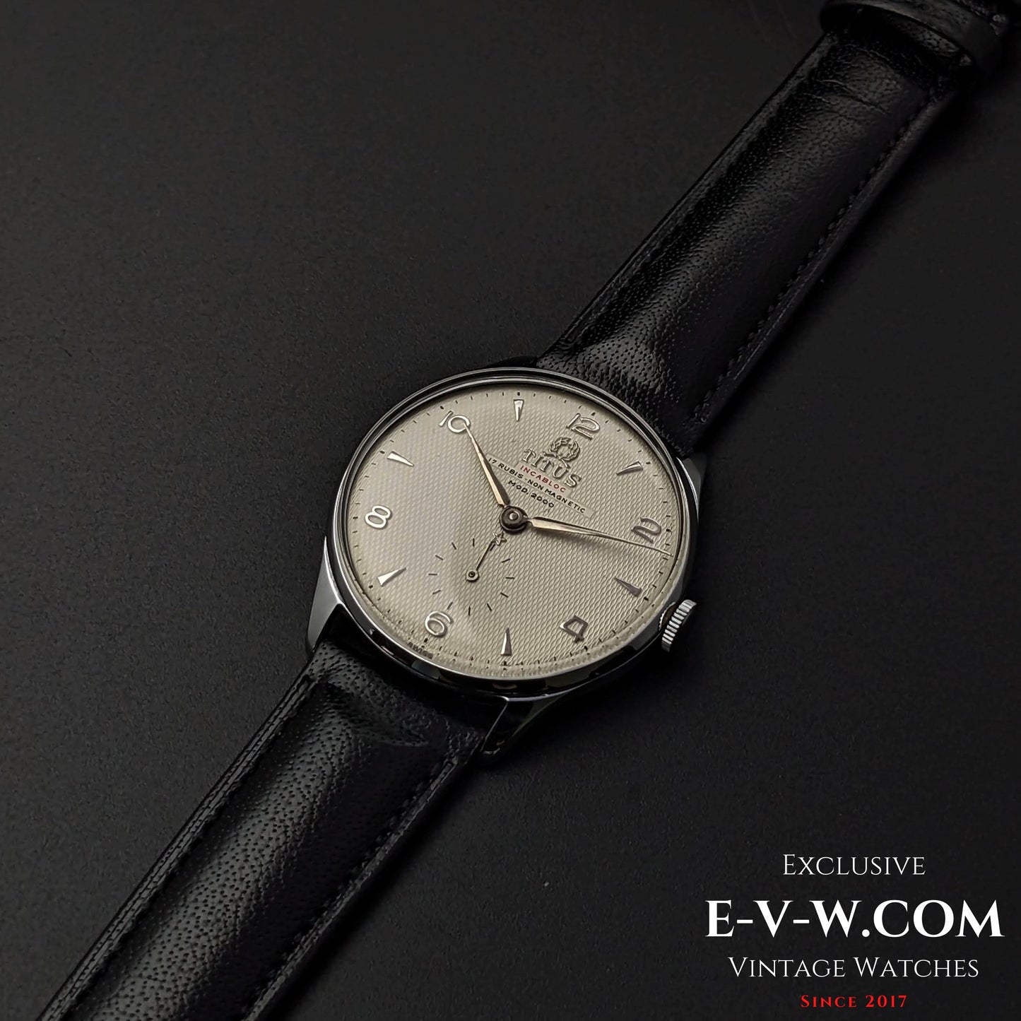 Titus Dresswatch Mod 2000 Non-Magnetic / Honey comb dial /Cal1120 /Vintage1950s
