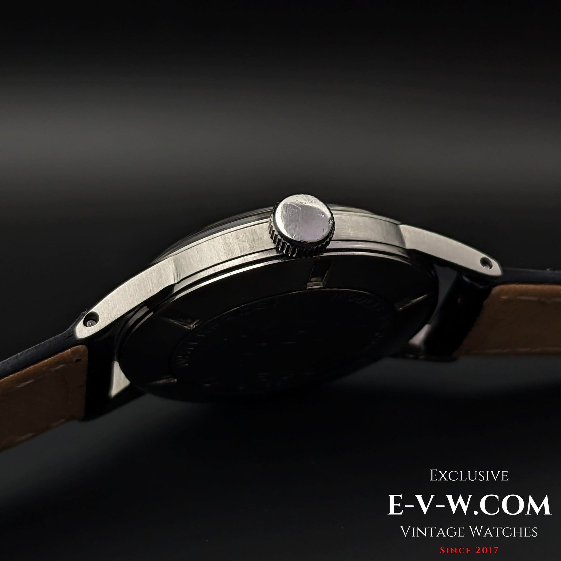 Omega Black Dial  / cal.R17.8 / Vintage 1935