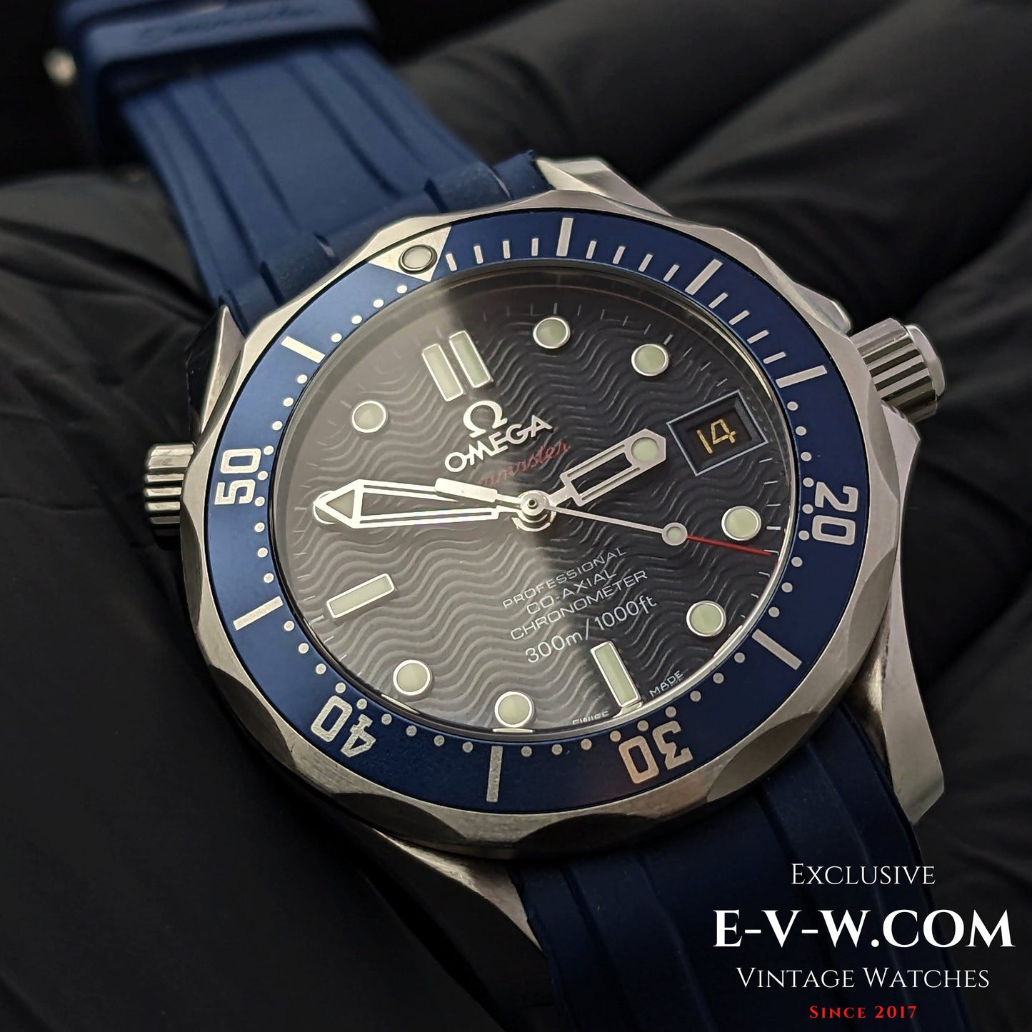 Omega Seamaster Diver 300 M PROFESSIONAL CO‑AXIAL CHRONOMETER 300 M / Rare "NOT FOR SALE" case inscription