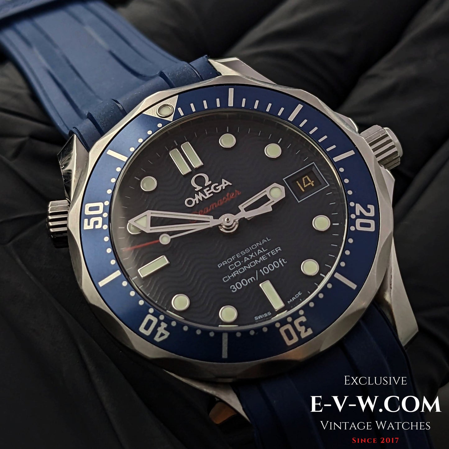 Omega Seamaster Diver 300 M PROFESSIONAL CO‑AXIAL CHRONOMETER 300 M / Rare "NOT FOR SALE" case inscription