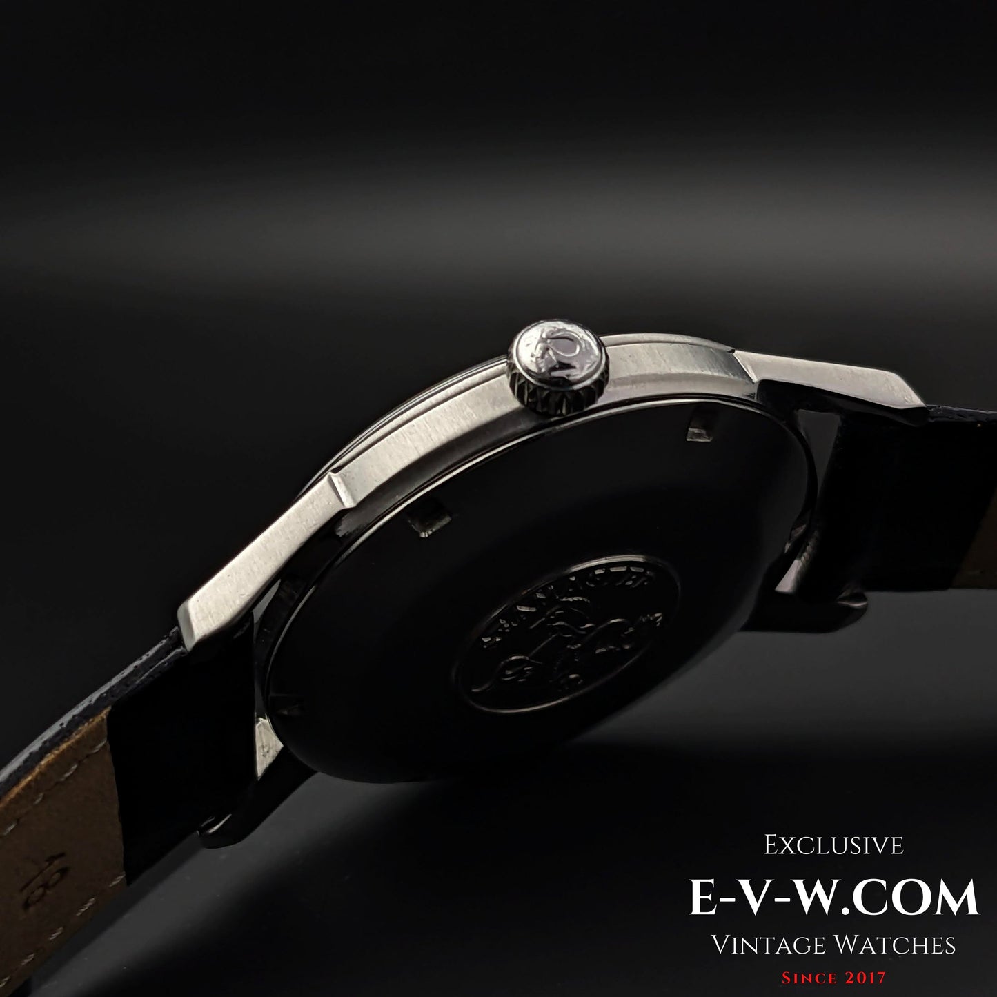 Omega Seamaster Brushed silver dial / cal 285 (30T2 family) / Vintage 1963