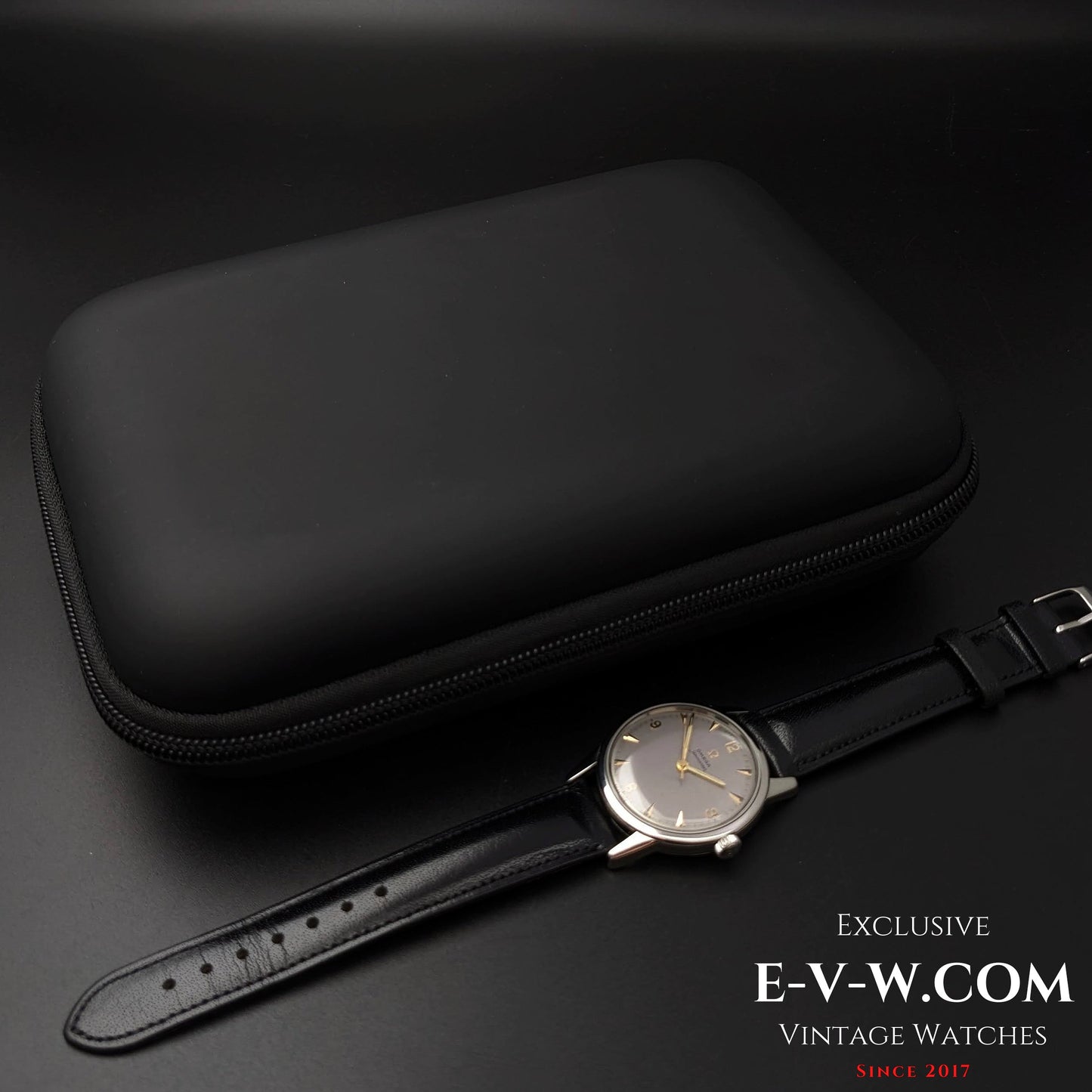 Omega Seamaster Brushed silver dial / cal 285 (30T2 family) / Vintage 1963